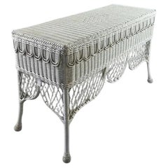 console in rattan in stile neoclassico del 1970 circa