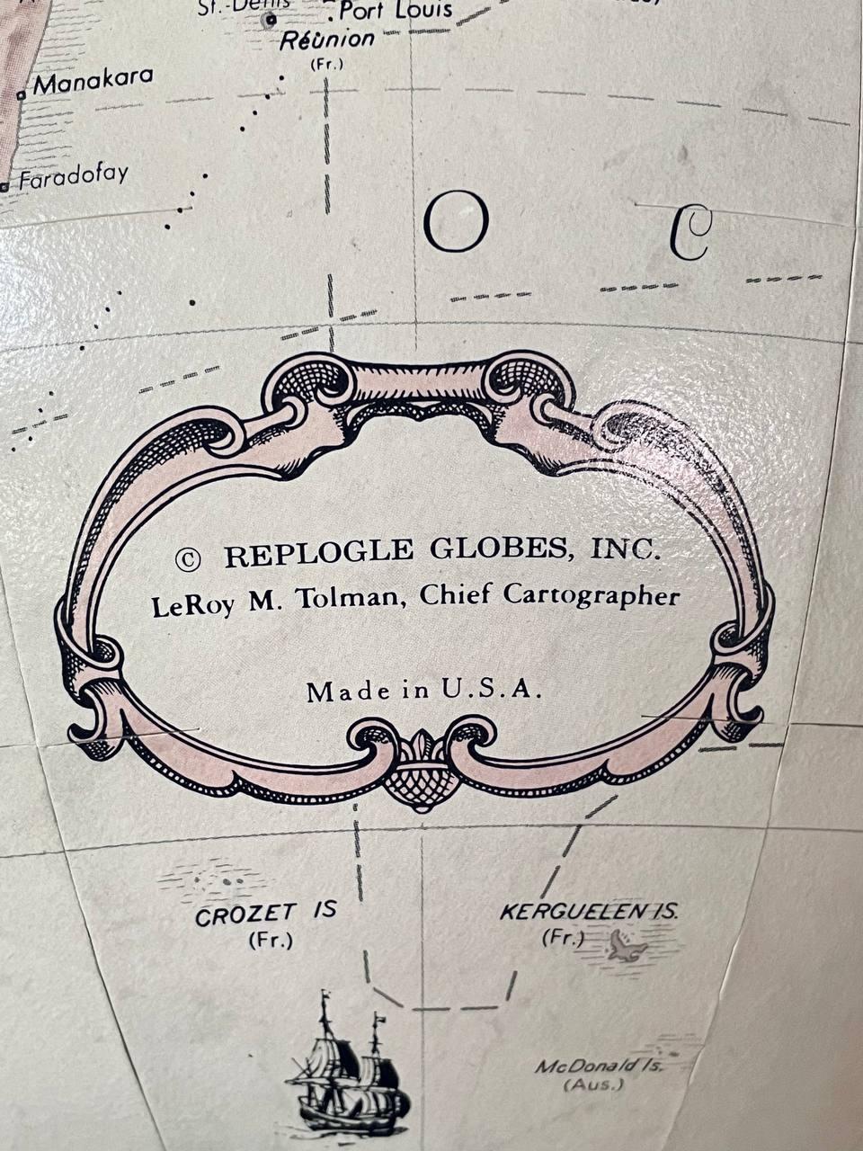 Fin du 20e siècle Globe terrestre 