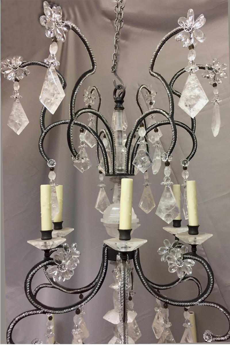 Lustre à douze lumières en cristal de roche de style néoclassique en vente 10