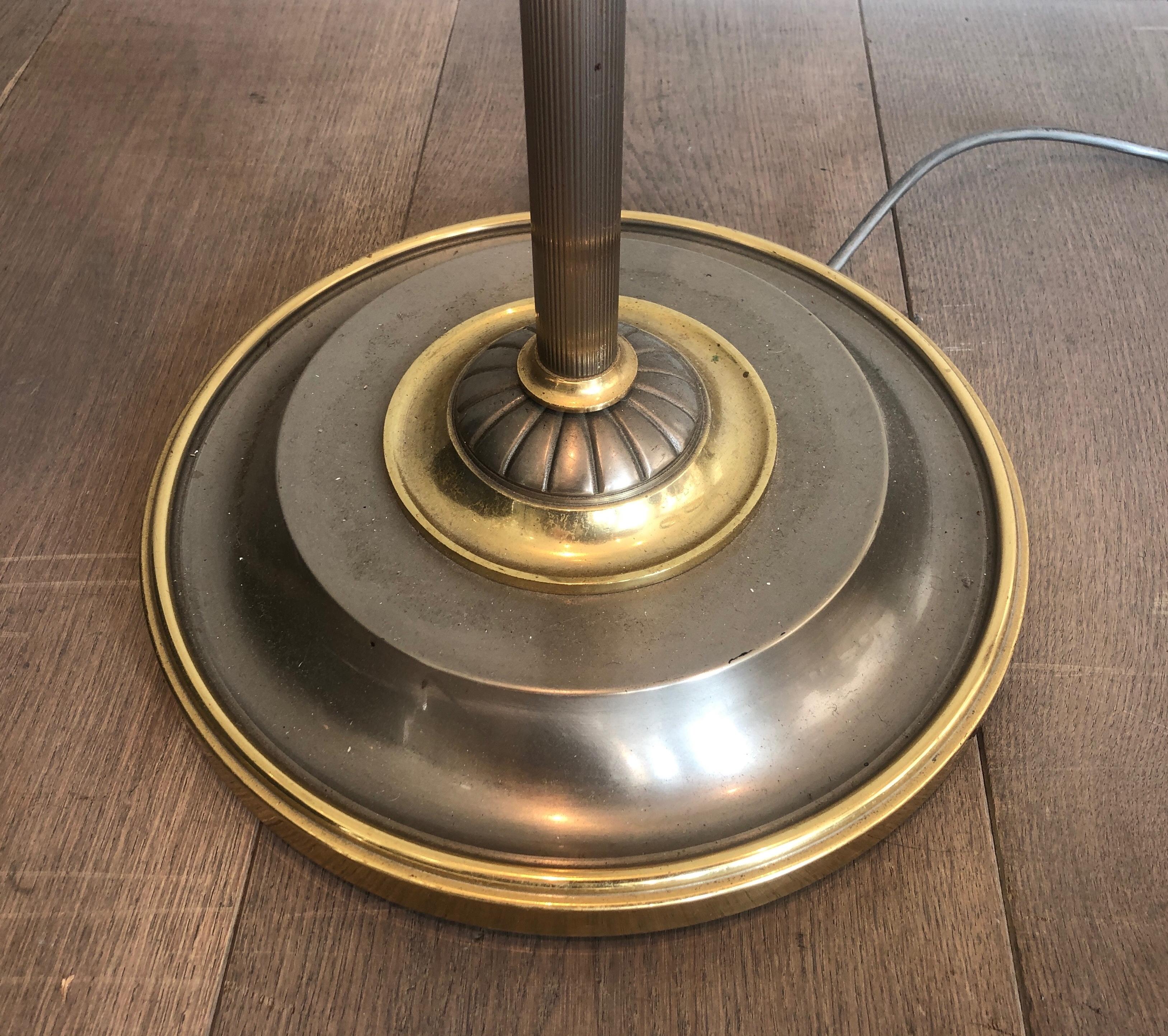 Lampada da terra a 6 luci in ottone e argento in stile neoclassico in vendita 12