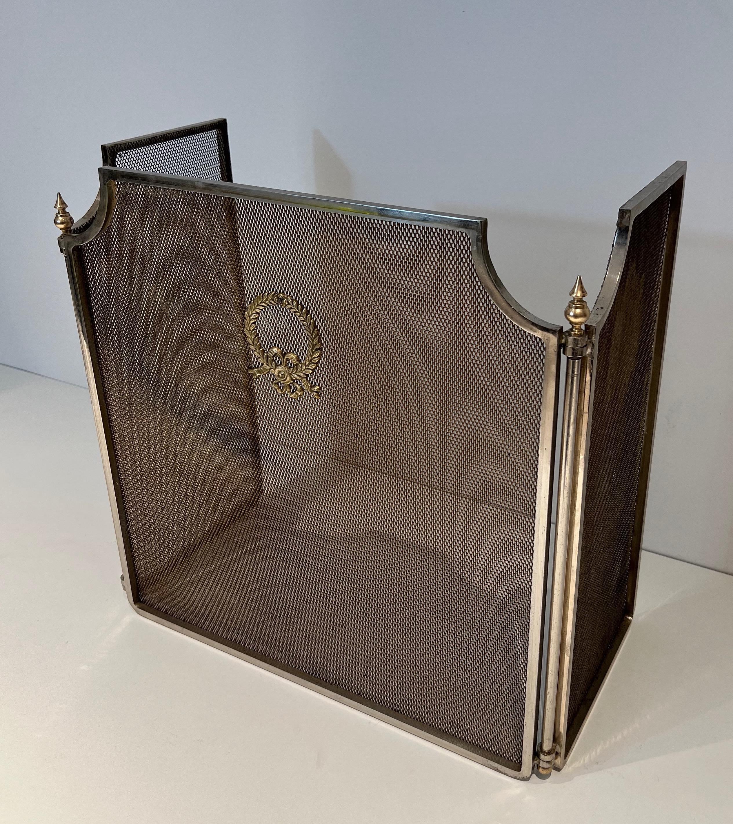 Kaminschirm im neoklassischen Stil aus Stahl, Messing und Grillen  im Angebot 2