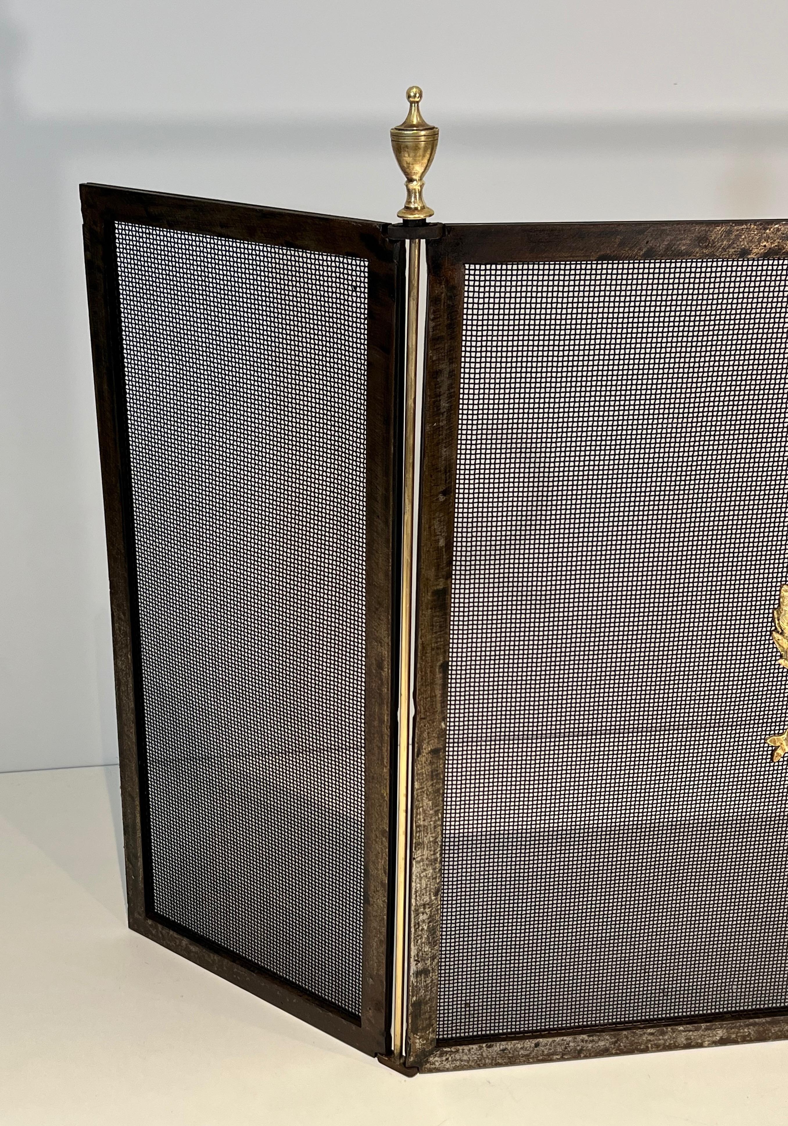 Kaminschirm im neoklassischen Stil aus Stell, Messing und Grillen  (Mitte des 20. Jahrhunderts) im Angebot