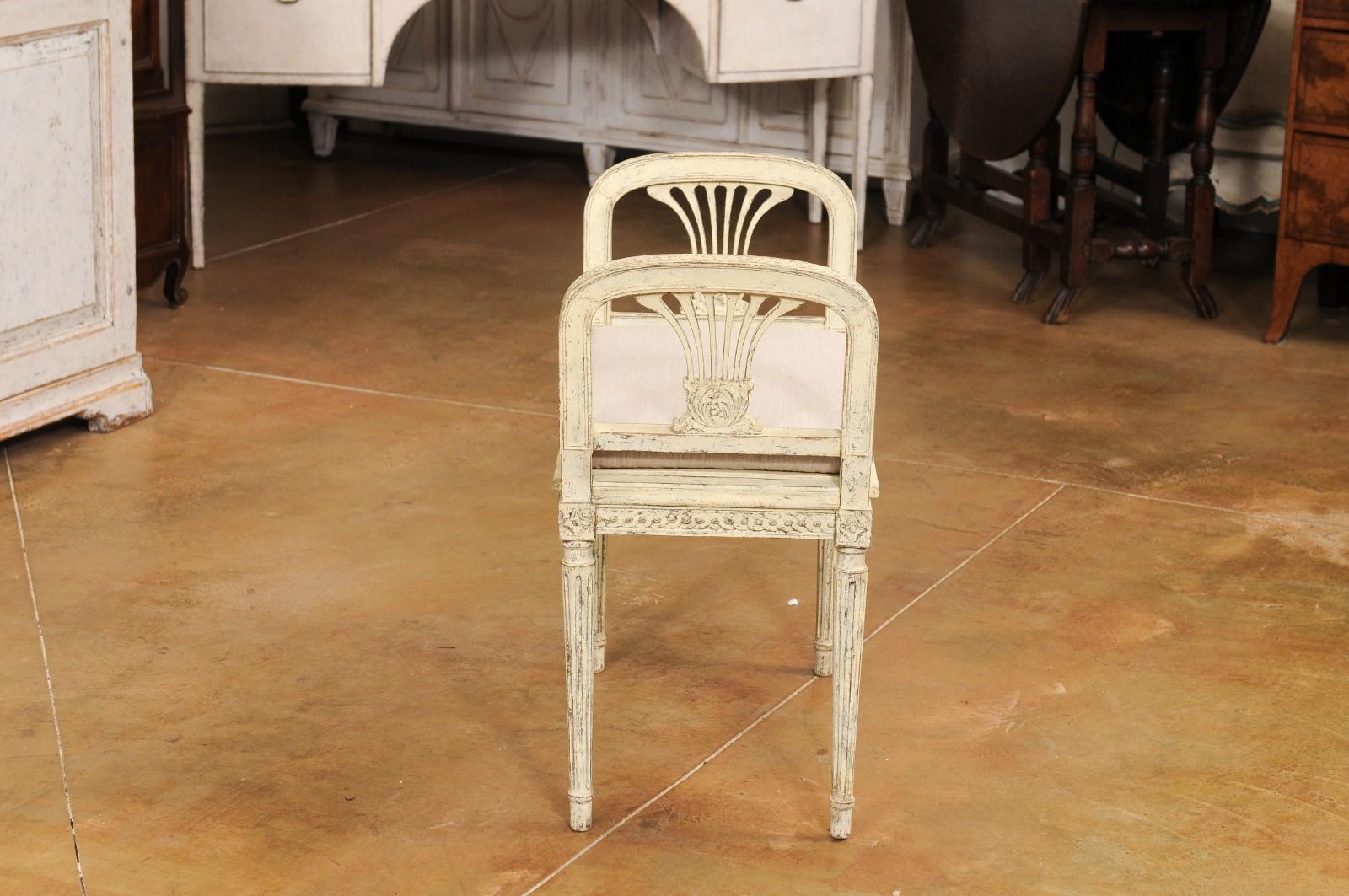 20th Century Neoclassical Style Swedish Small Painted Bench with Carved Guilloche Décor