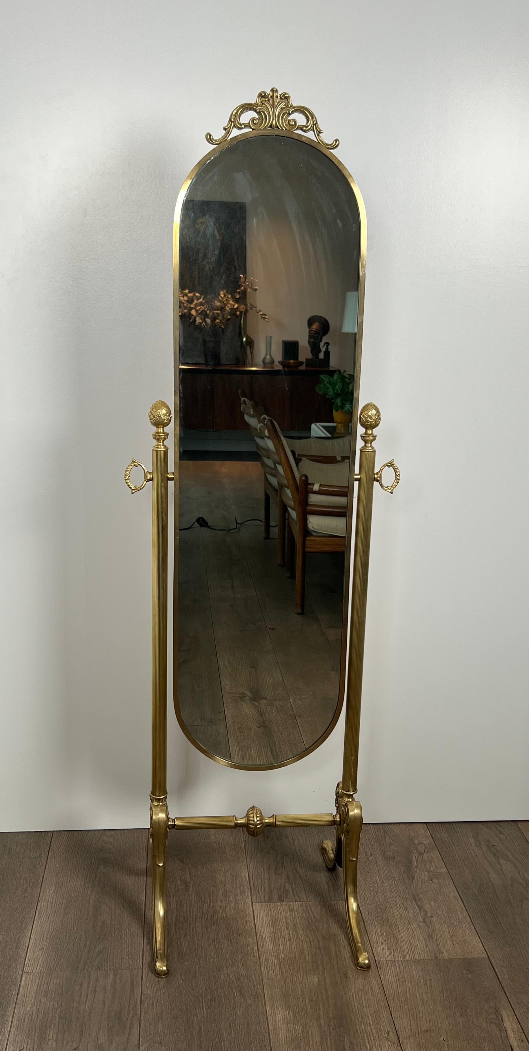 Specchio Psiche in ottone oscillante in stile neoclassico della Maison Jansen in vendita 12