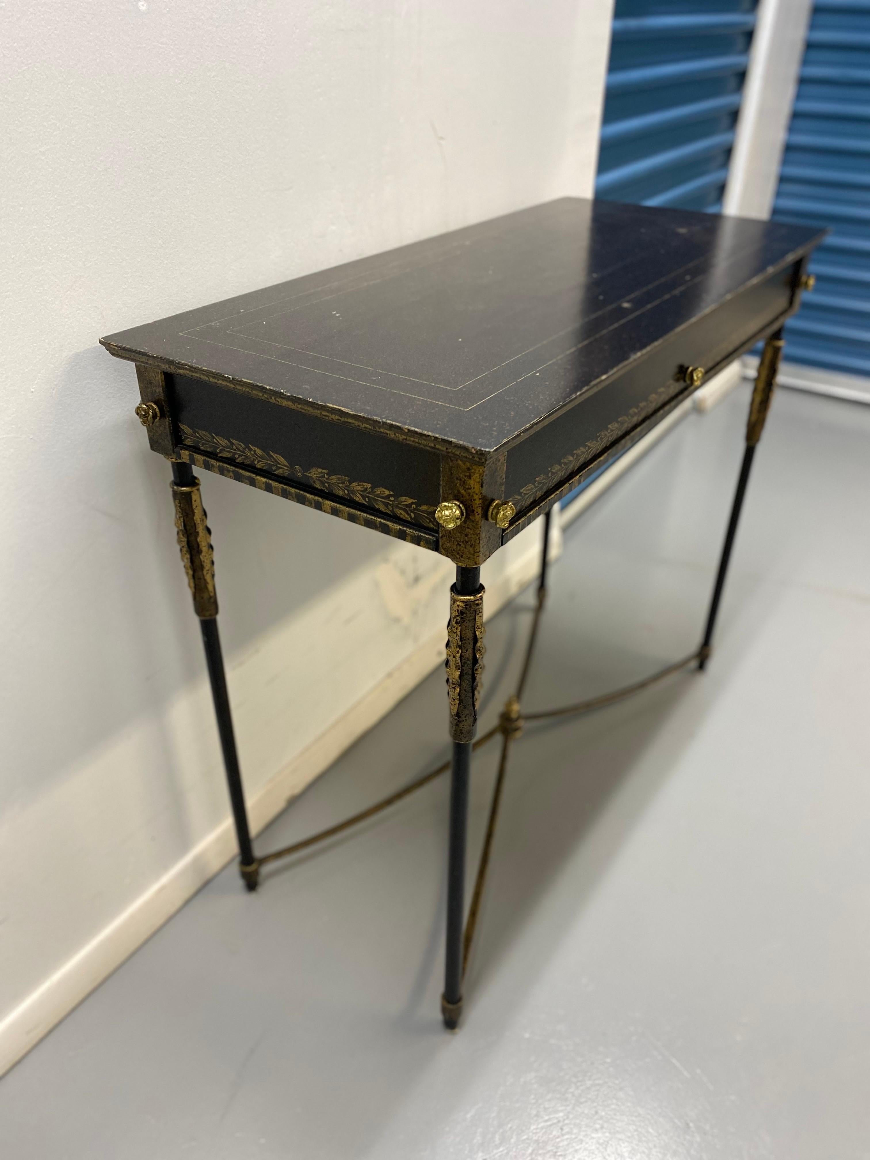 Neoclassical Style Table with Painted Decoration by Art & Commerce For Sale 4