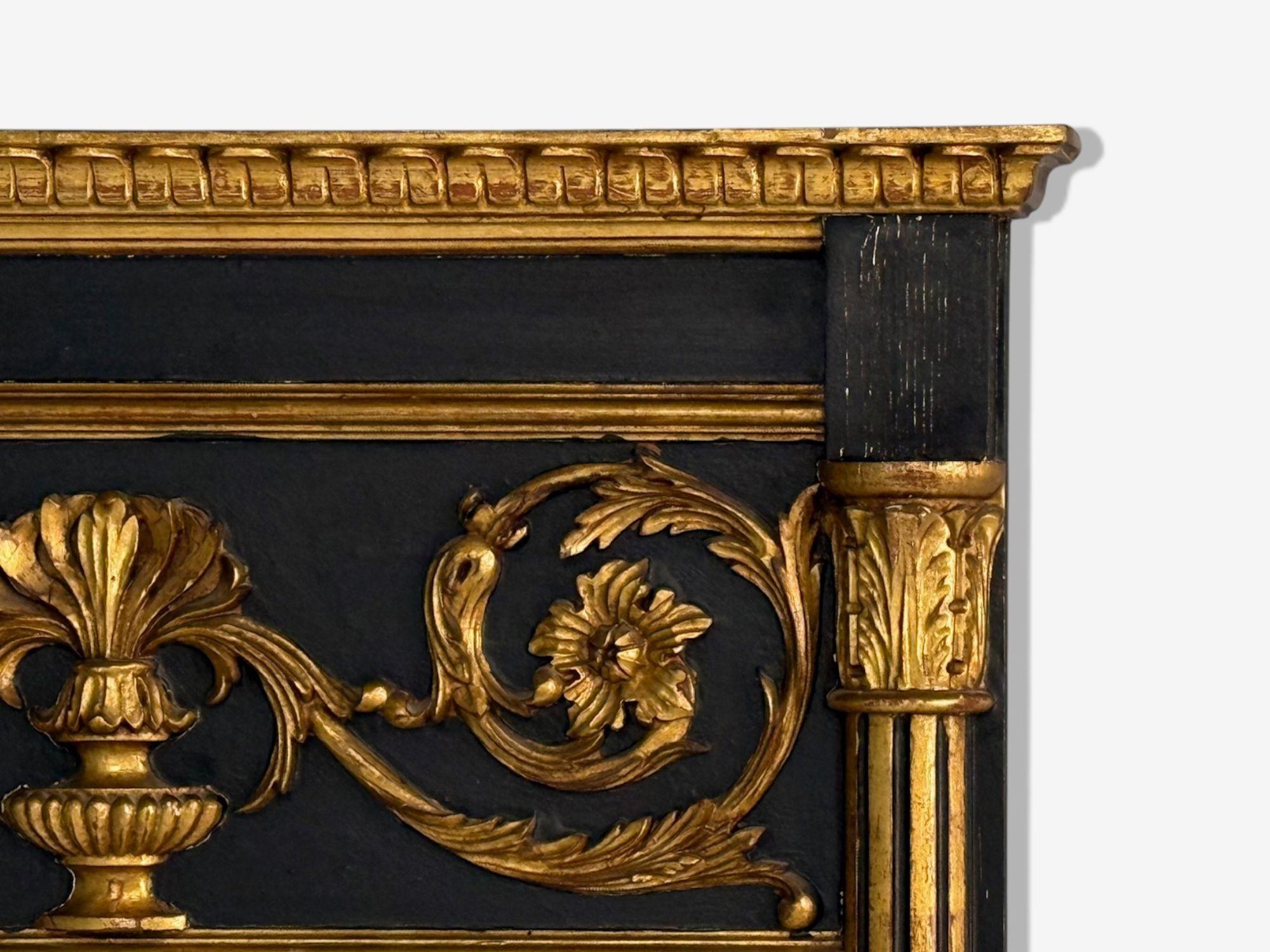 Italiano Specchio Trumeau in stile neoclassico, legno dipinto di nero, legno d'orato, Italia, XX sec. in vendita