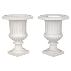Fioriere a forma di urna in stile neoclassico, coppia