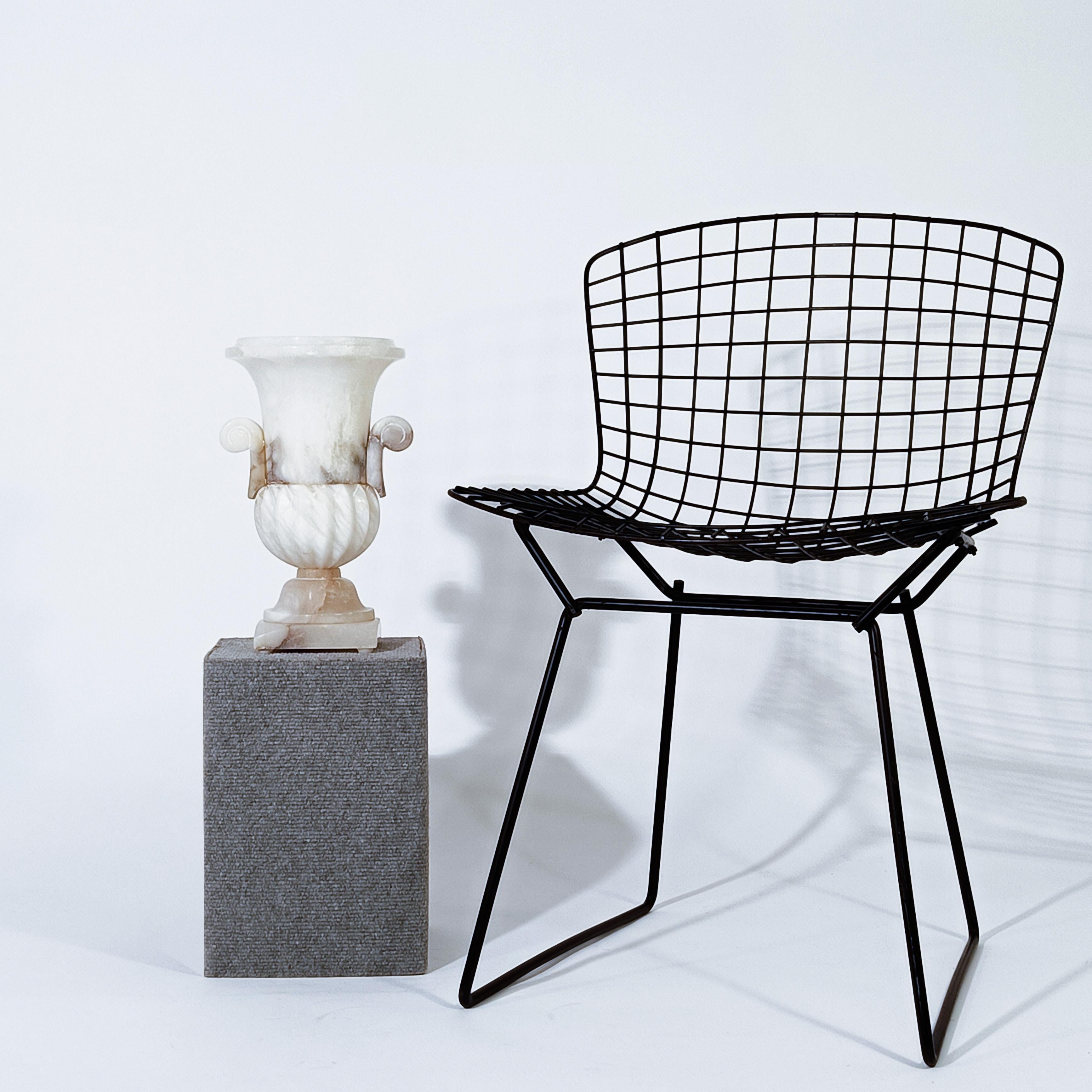 Estilo neoclásico. Lámpara de mesa de alabastro veteado, Francia, años 40 en venta 5