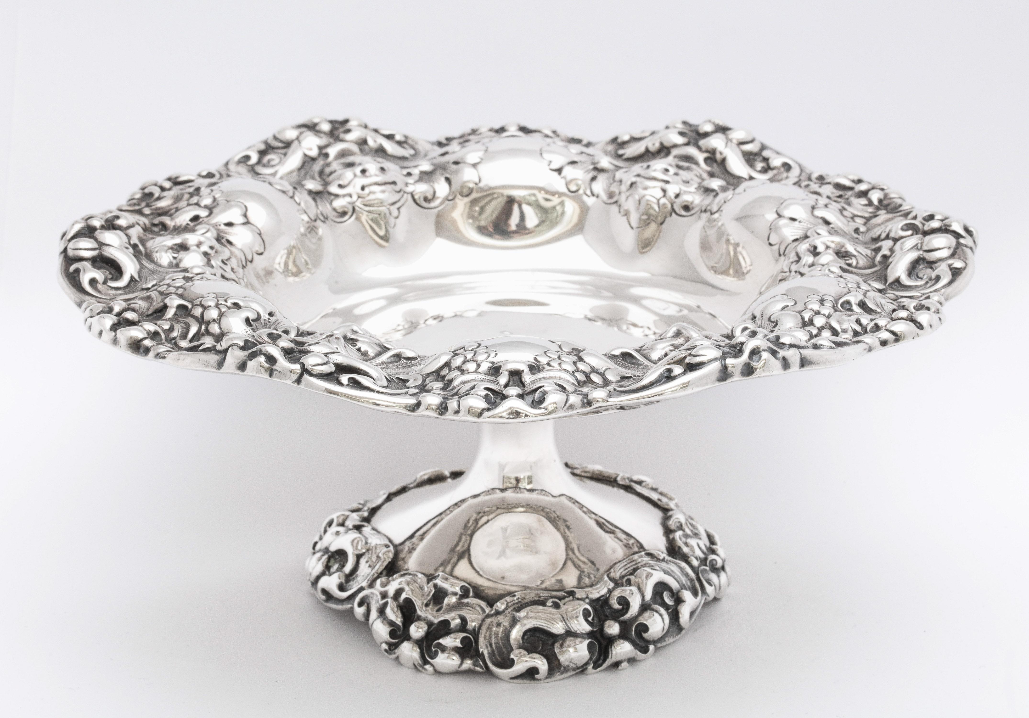 American Neoclassical Style, Victorian Period Sterling Silver Tazza by Gorham For Sale
