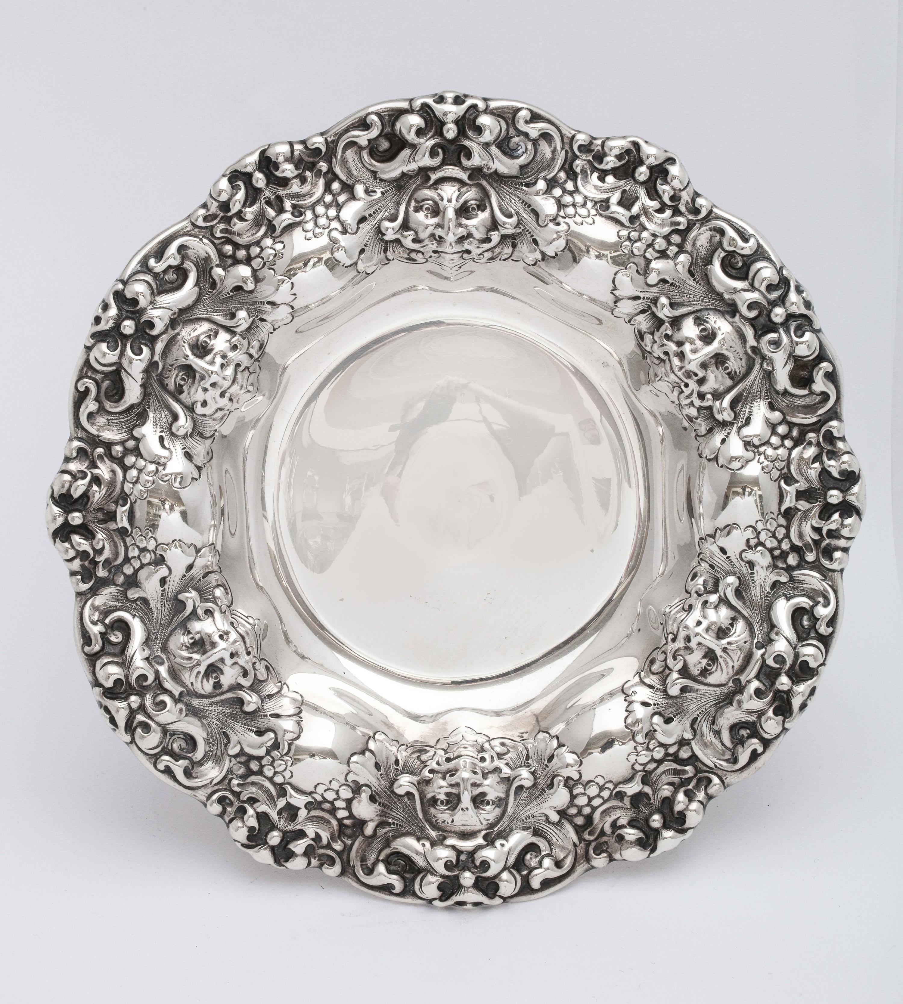 Americano Tazza d'argento in stile neoclassico, periodo vittoriano, di Gorham in vendita
