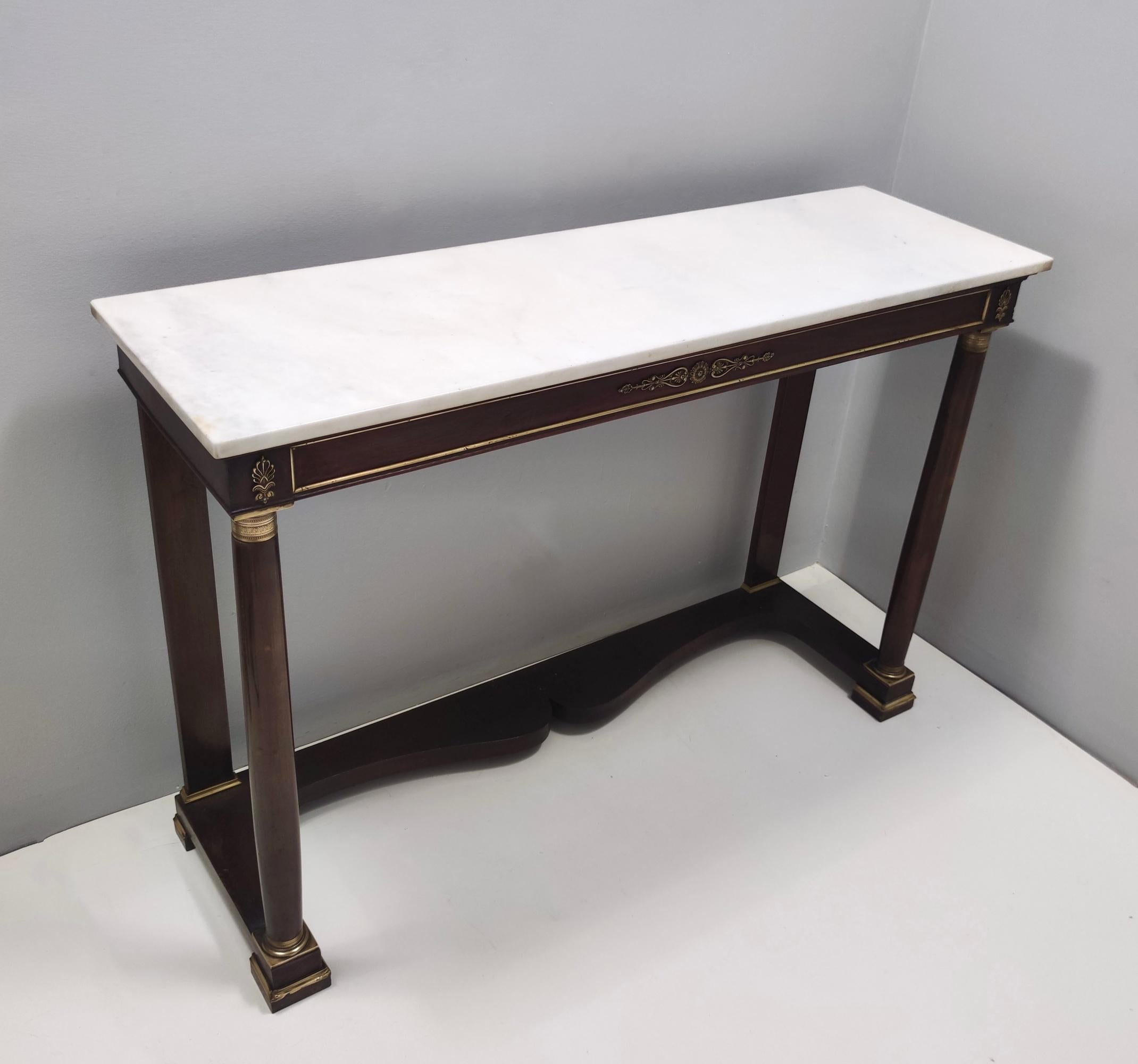 Neoclassical Style Walnut Console with a Rectangular Carrara Marble Top, Italy 3
