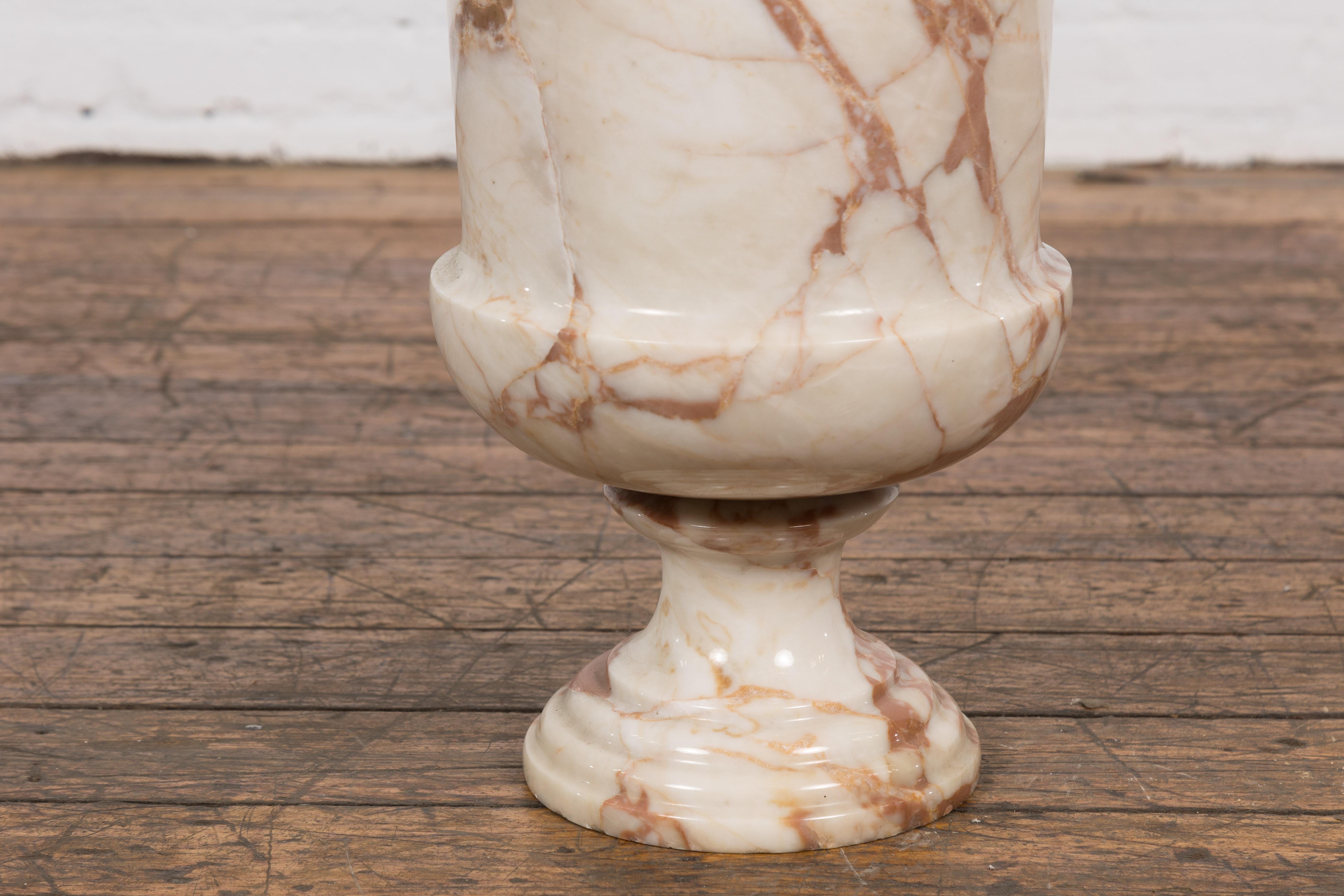 Neoclassical Style White and Red Veined Marble Planter with Stepped Round Base For Sale 4
