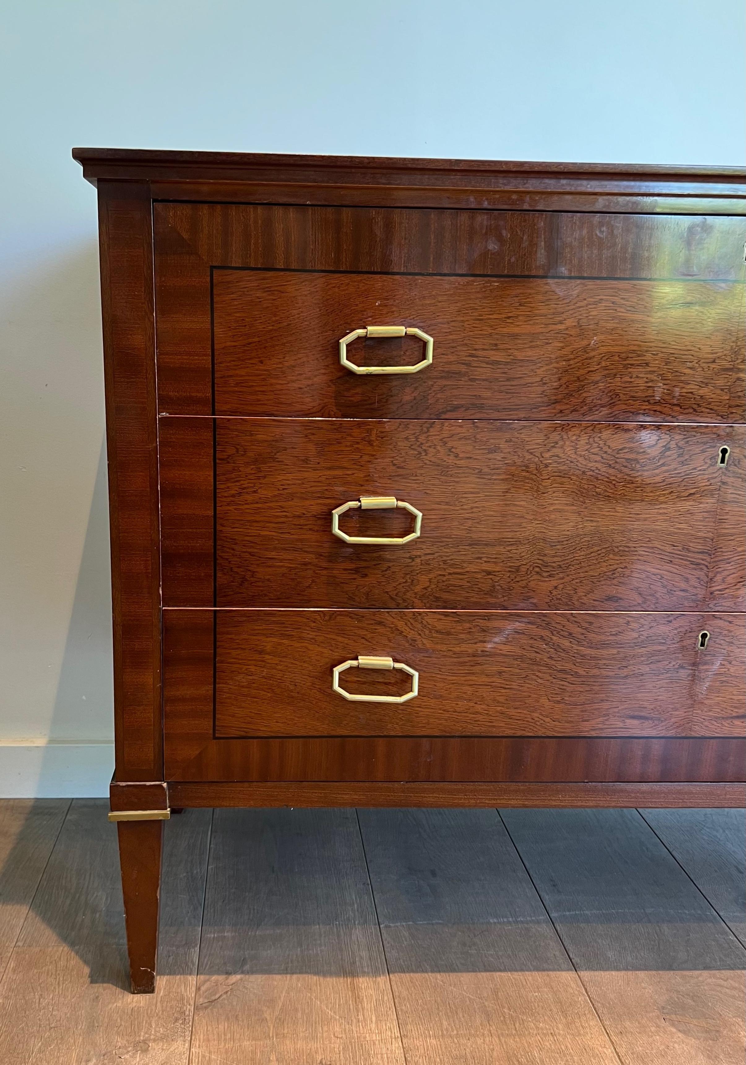 Commode in legno e ottone in stile neoclassico In condizioni buone in vendita a Marcq-en-Barœul, Hauts-de-France