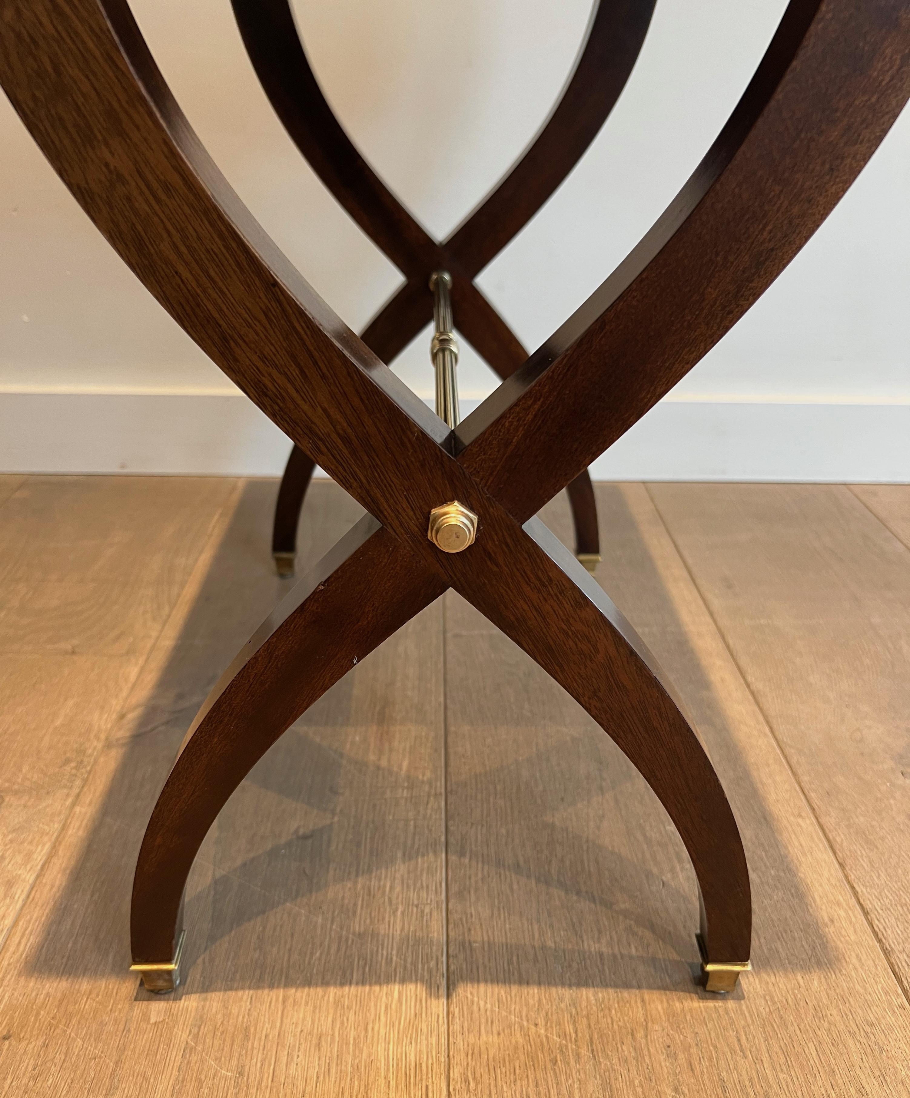 Tavolino o comodino in stile neoclassico in Wood e ottone di Maison Jansen in vendita 3