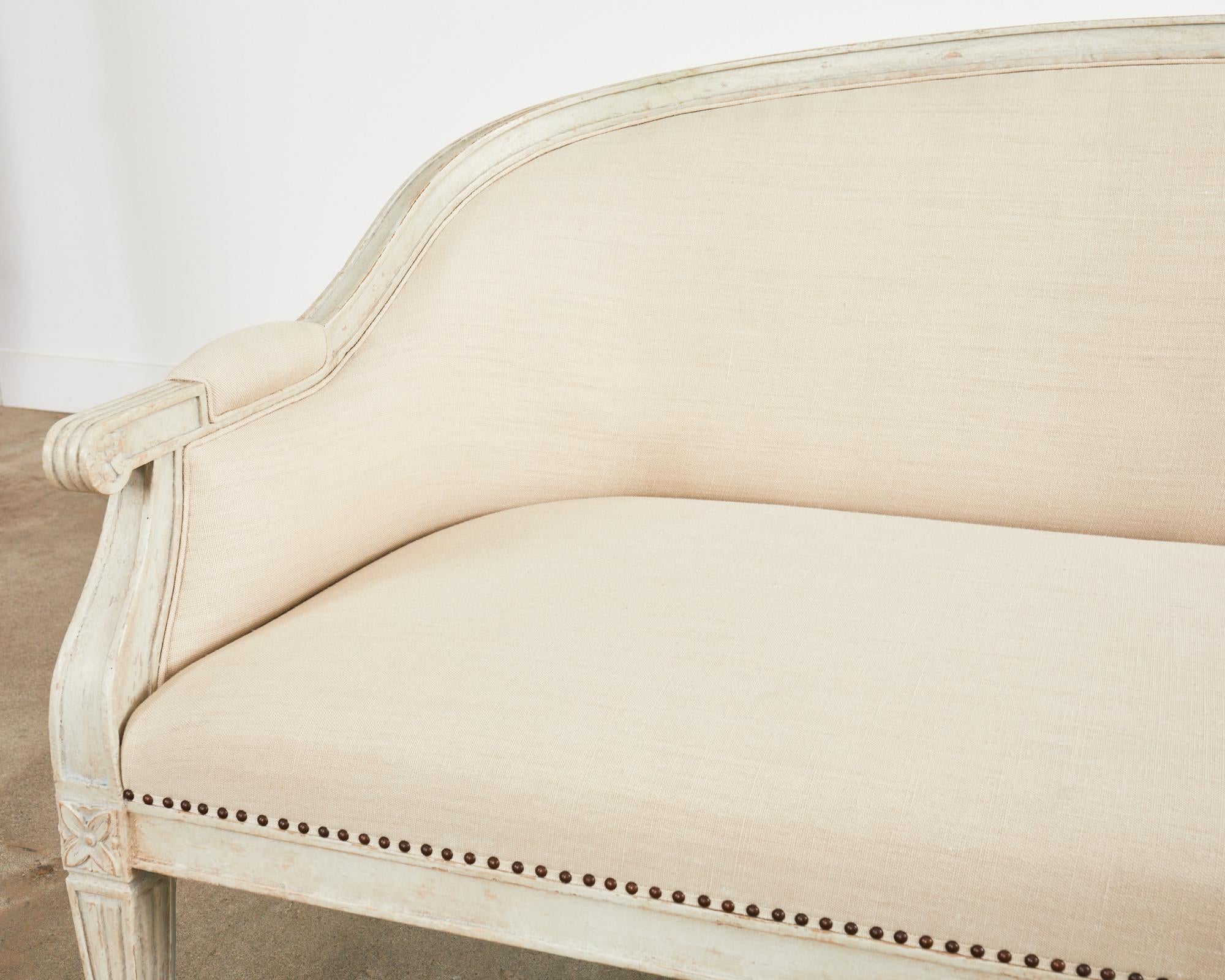 Neoclassical Swedish Gustavian Style Lacquered Cabriole Sofa Settee In Good Condition For Sale In Rio Vista, CA