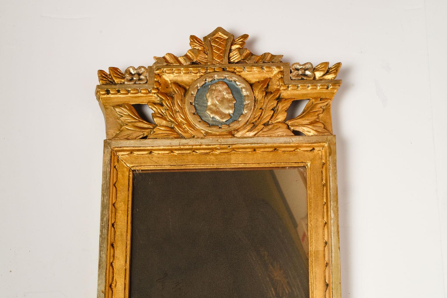 Neoclassical Swedish Carved Wood Mirror In Good Condition In Houston, TX