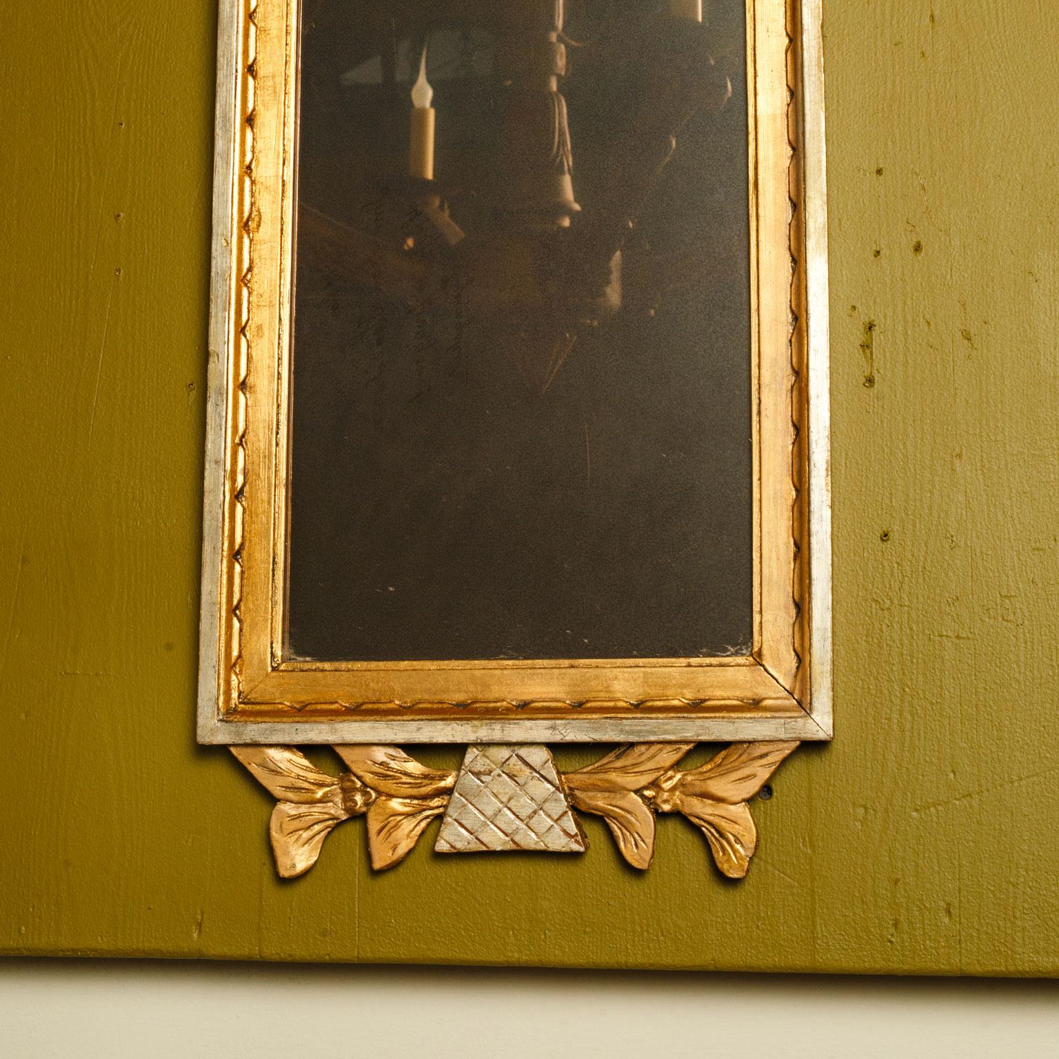 19th Century Neoclassical Swedish Carved Wood Mirror