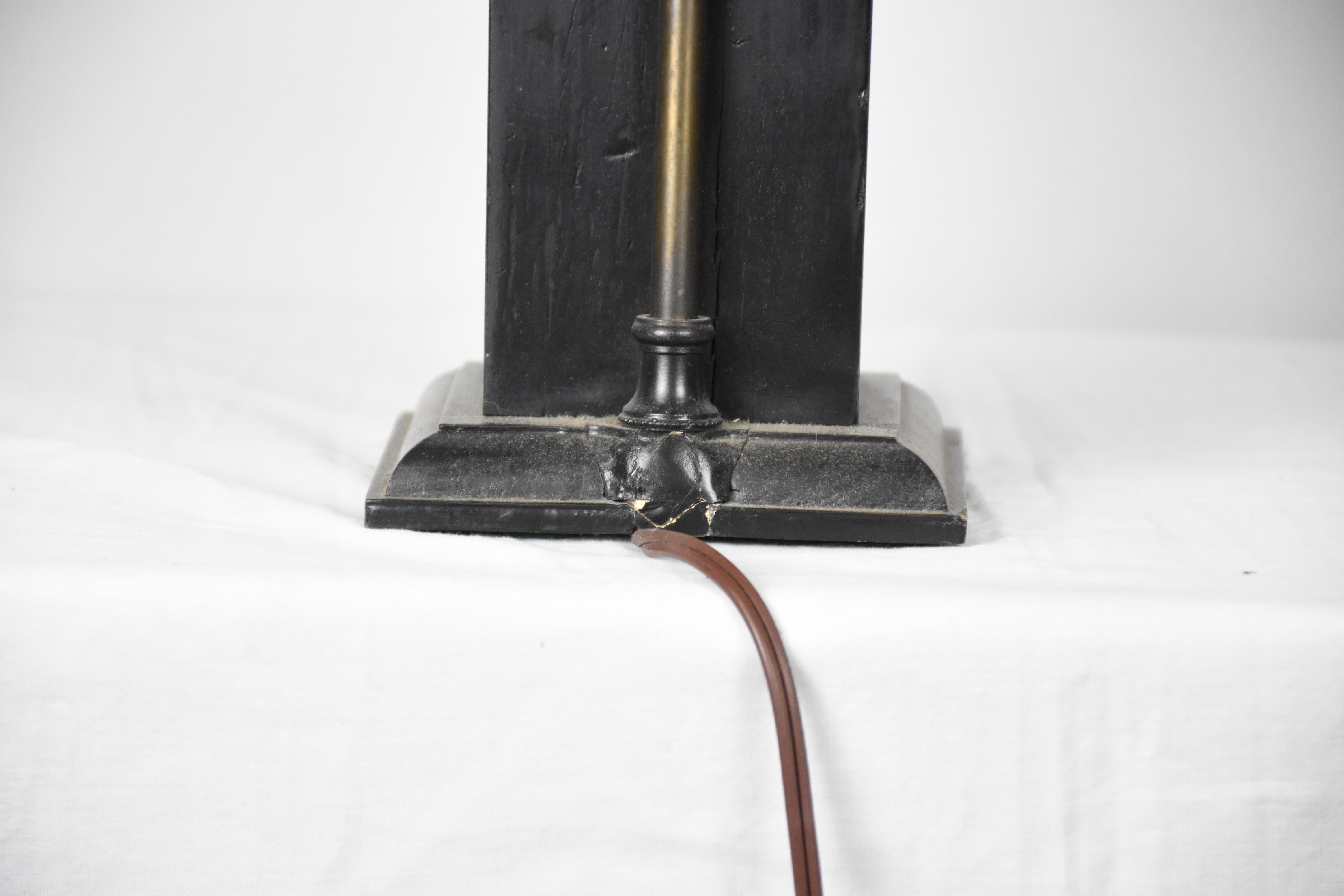 Neoclassical Table Lamp Featuring a Bronze-Style Bust In Good Condition For Sale In New York, NY