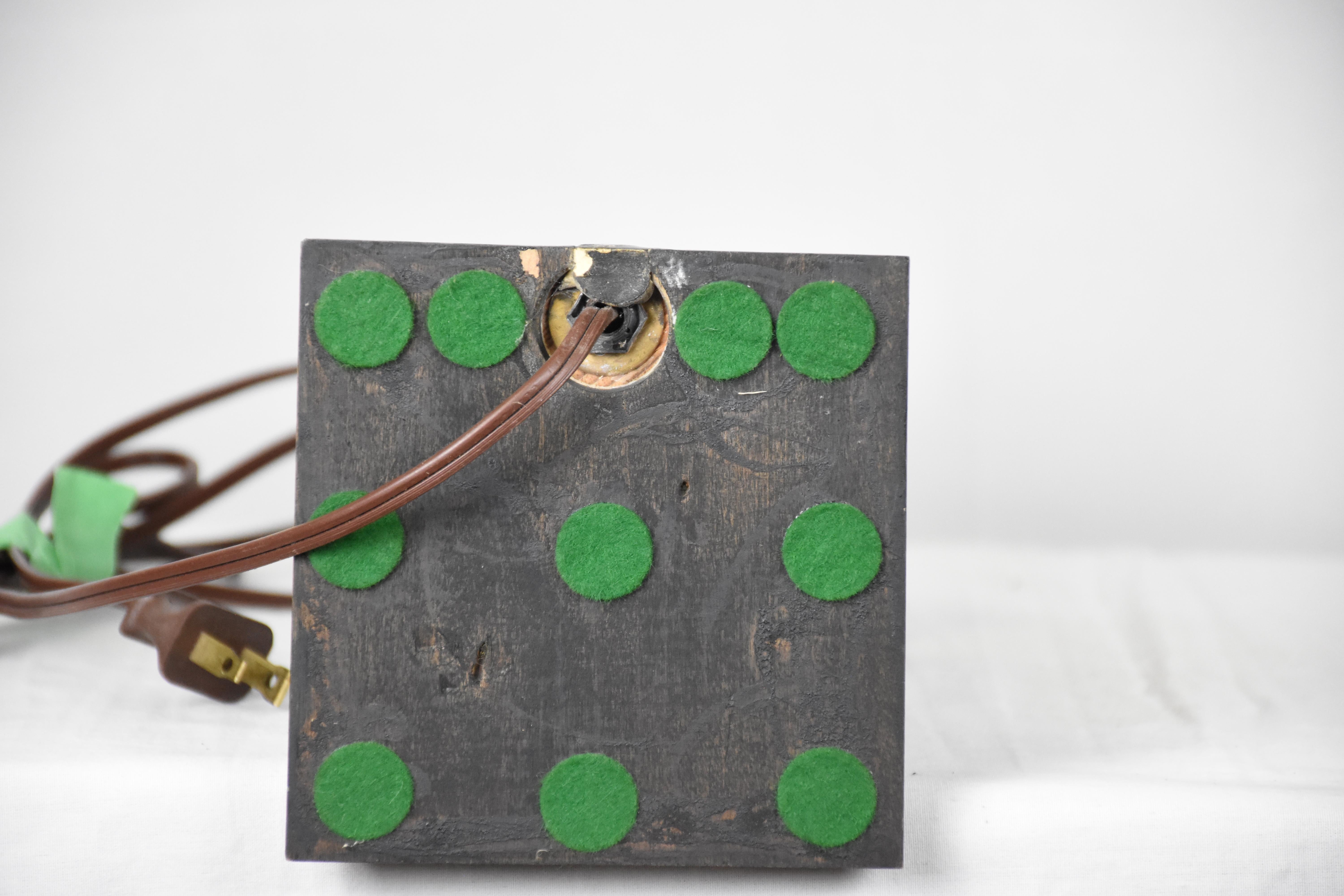 20th Century Neoclassical Table Lamp Featuring a Bronze-Style Bust For Sale