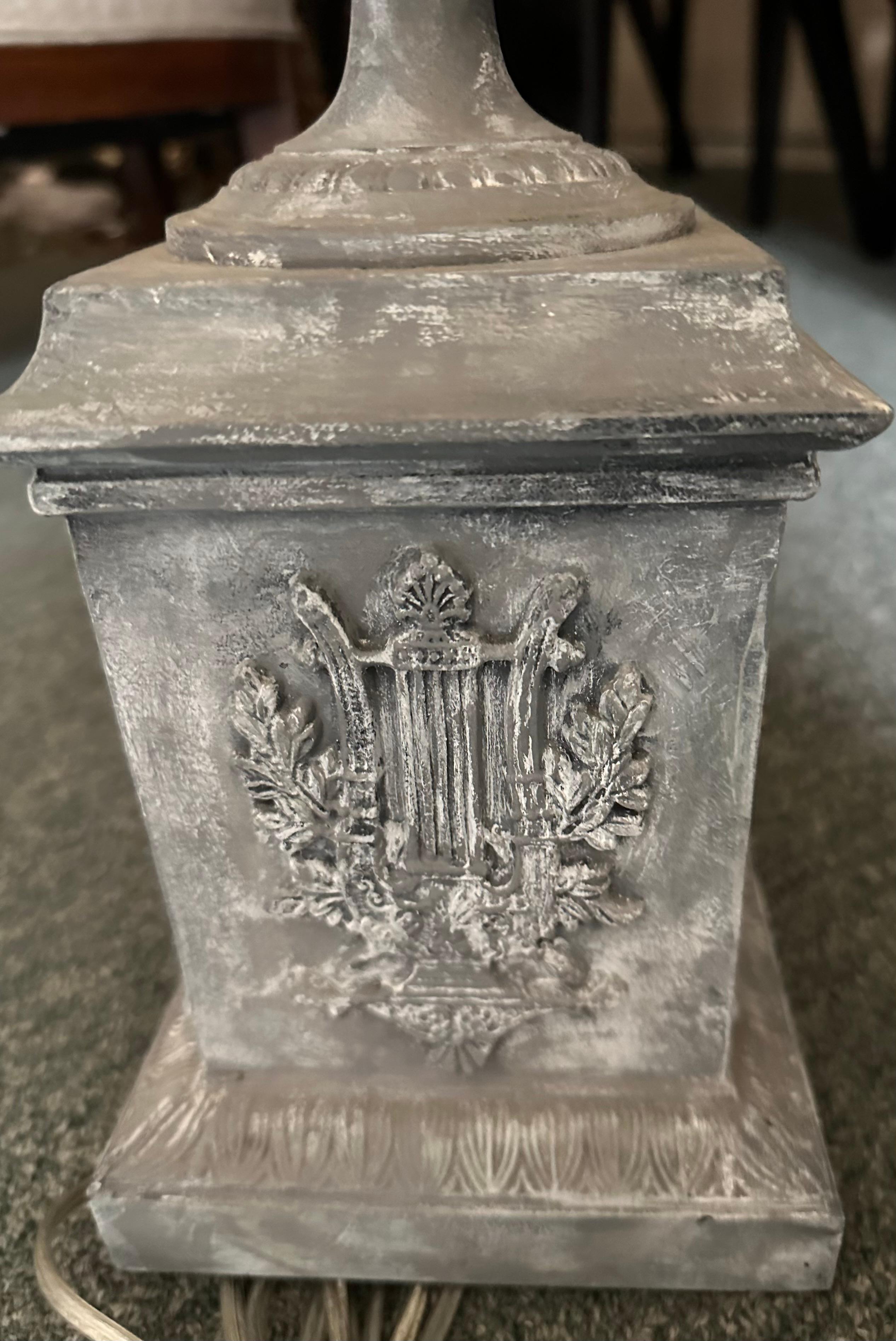 Neoclassical Table Lamp For Sale 4