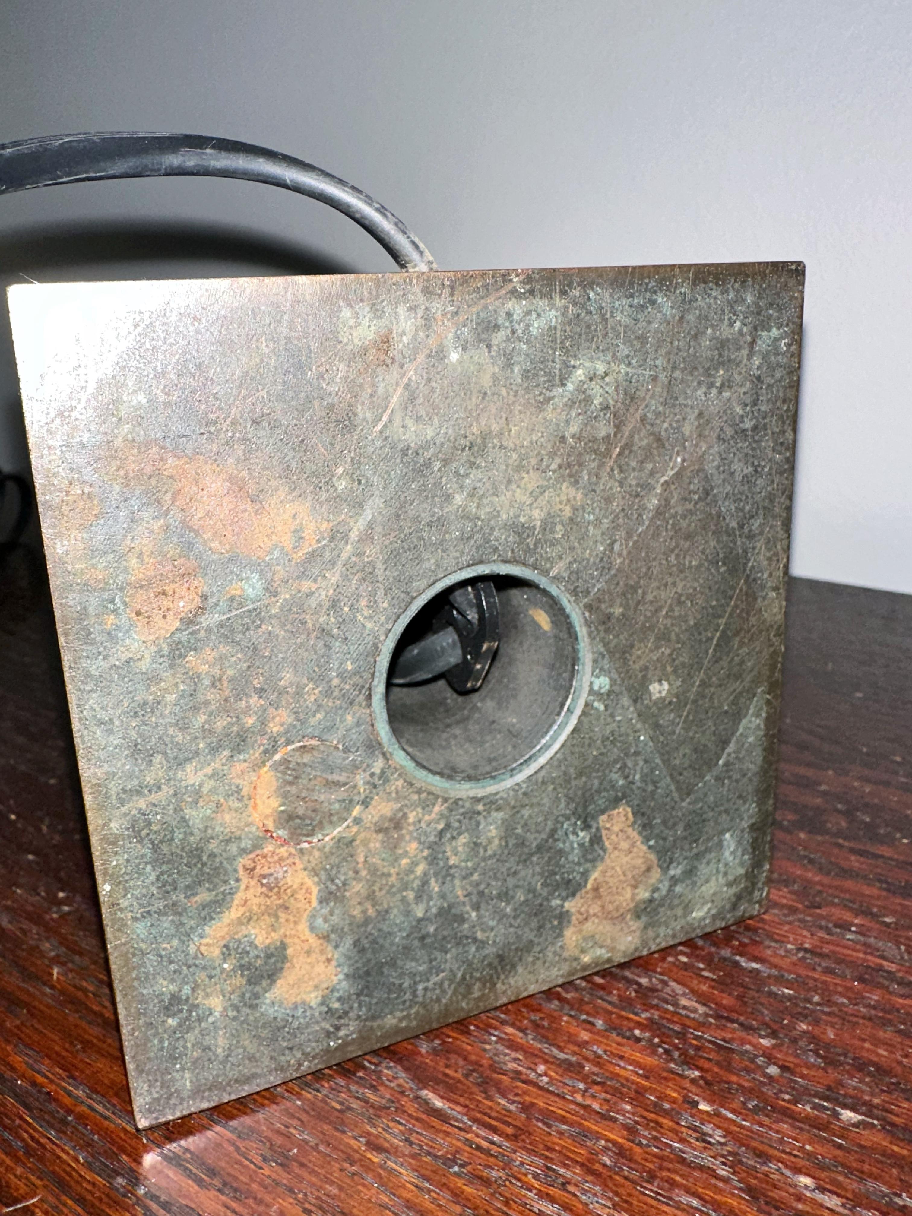Neoclassical Table Lamp in patinated metal. 1940s. For Sale 5