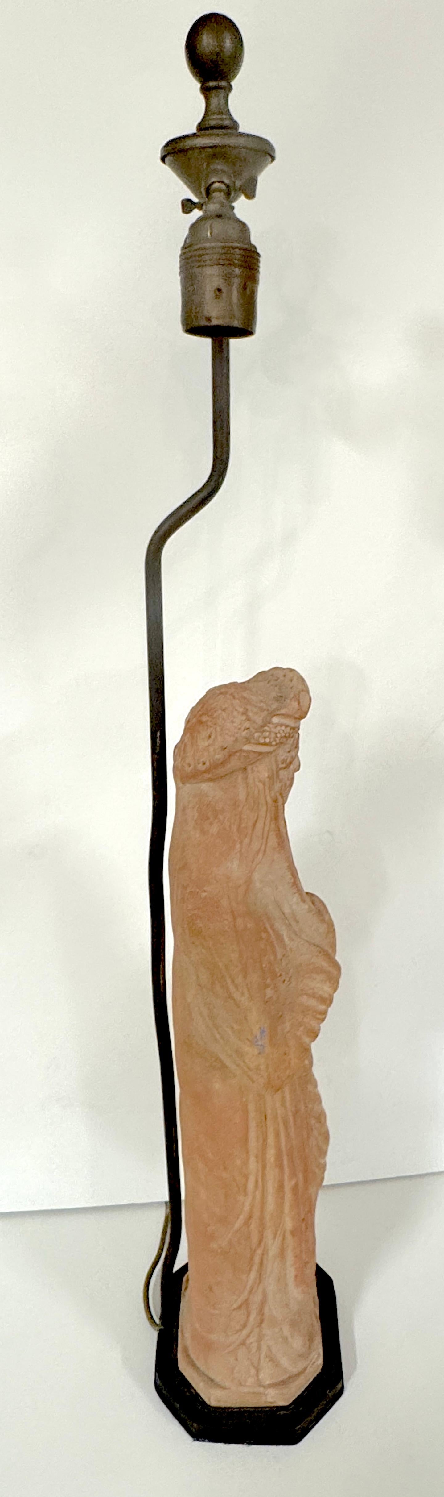 Figura neoclásica de terracota de Hera / Juno como lámpara de mesa, estilo Grand Tour en Bueno estado para la venta en West Palm Beach, FL
