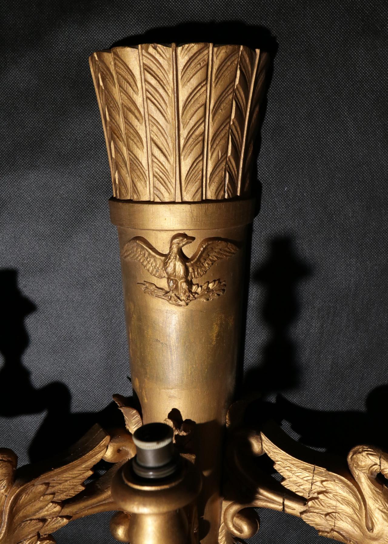 Neoclassical Wall Lamp Torch with Swans and Eagle, 19th Century In Good Condition For Sale In Boven Leeuwen, NL