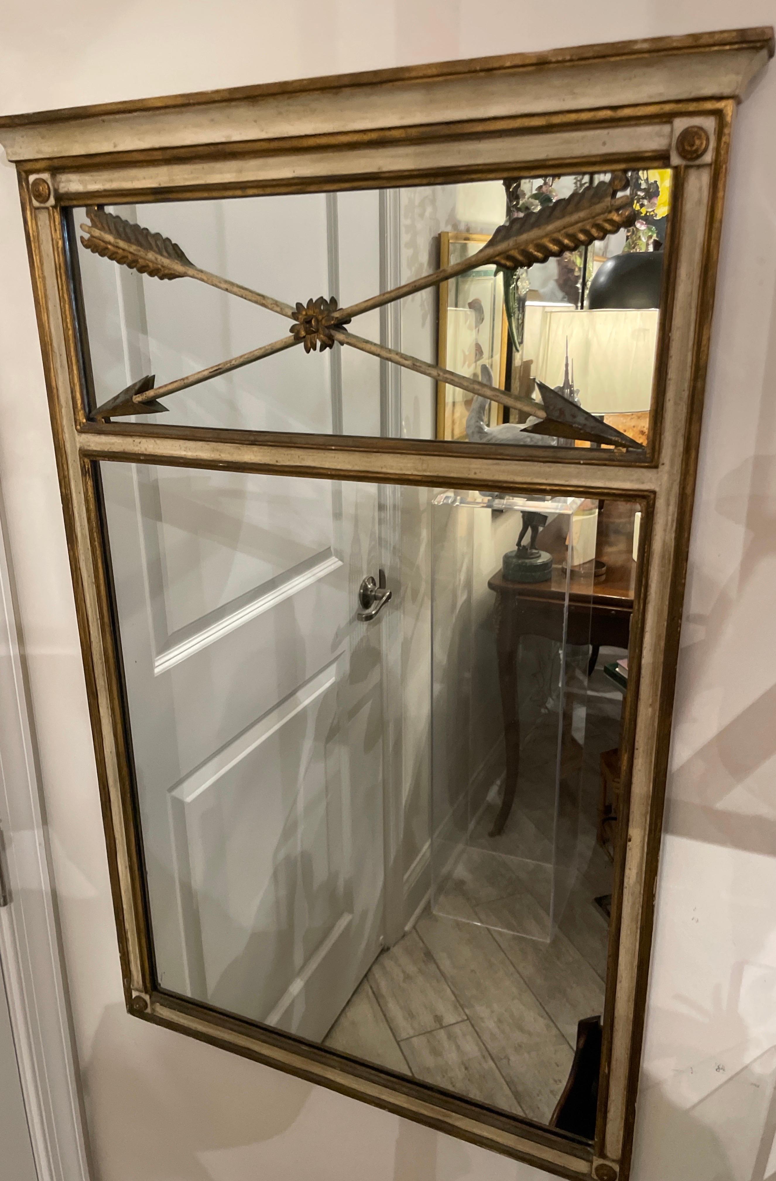 Espejo neoclásico de flechas cruzadas estilo Trumeau de Palladio en venta 2