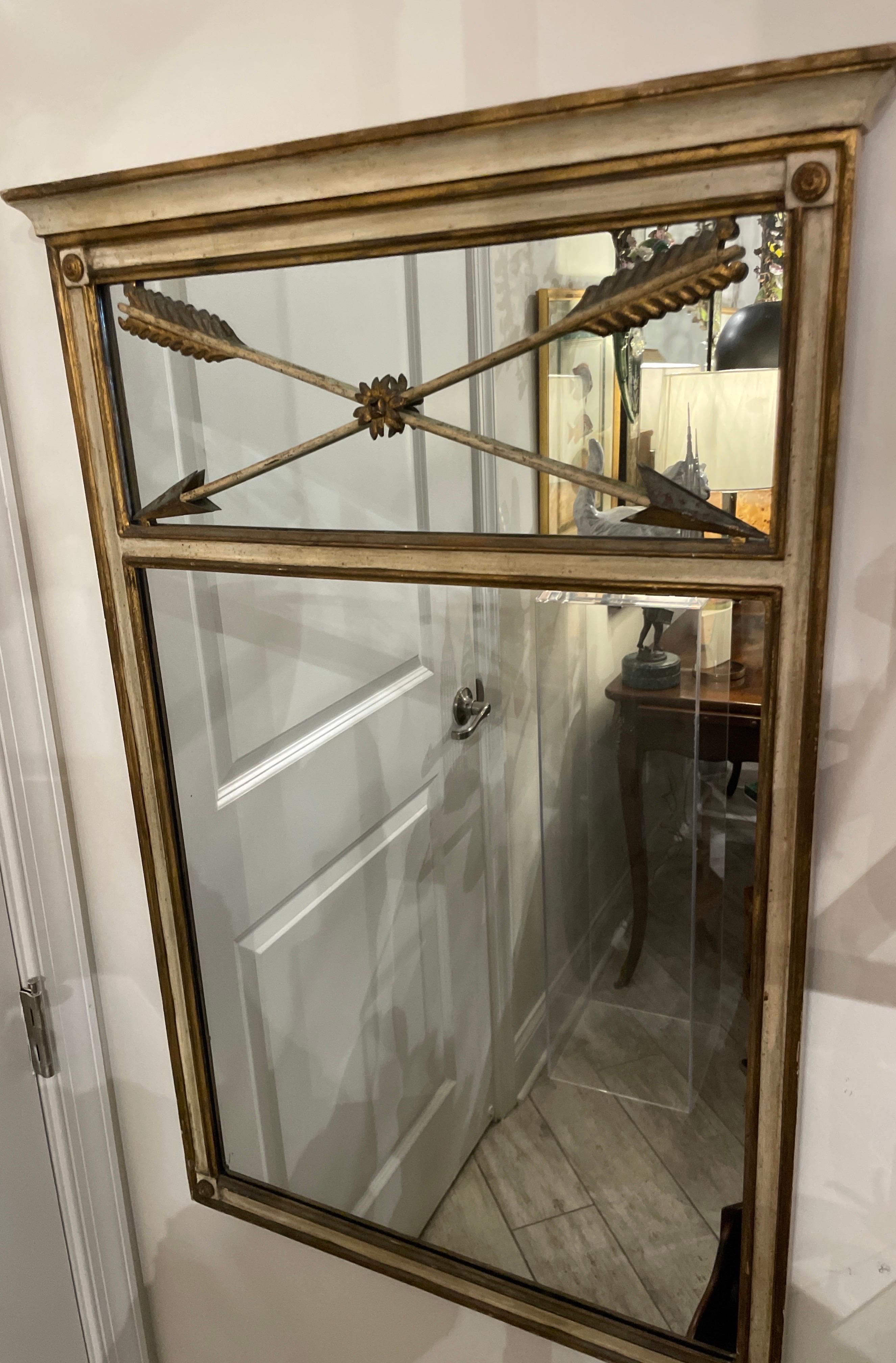 Espejo neoclásico de flechas cruzadas estilo Trumeau de Palladio en venta 3