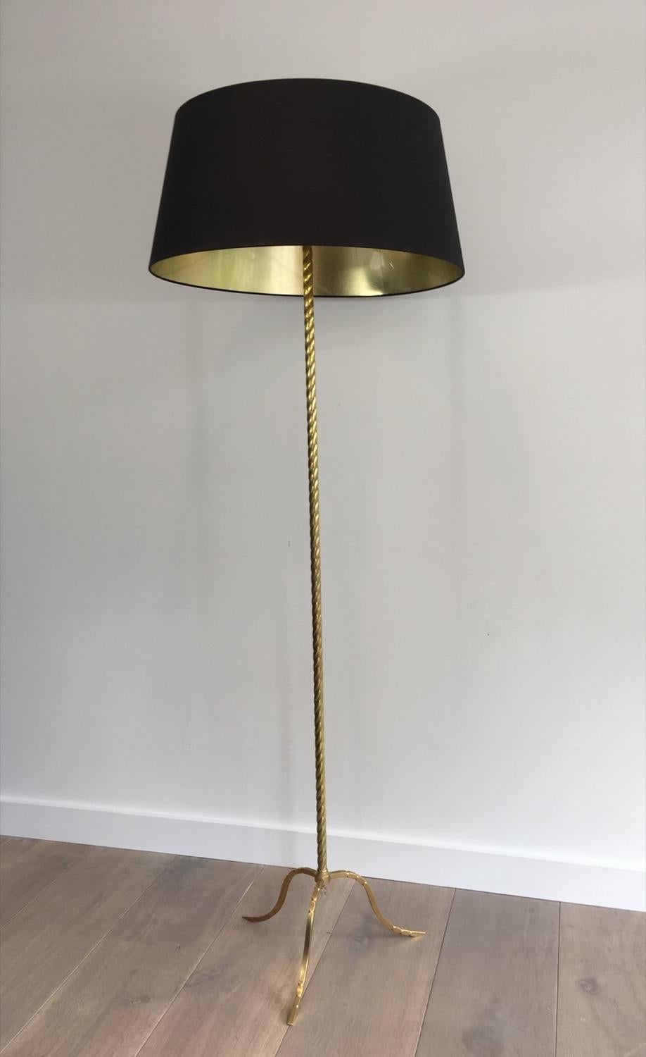 French Neoclassical Twisted Brass Floor Lamp, circa 1960