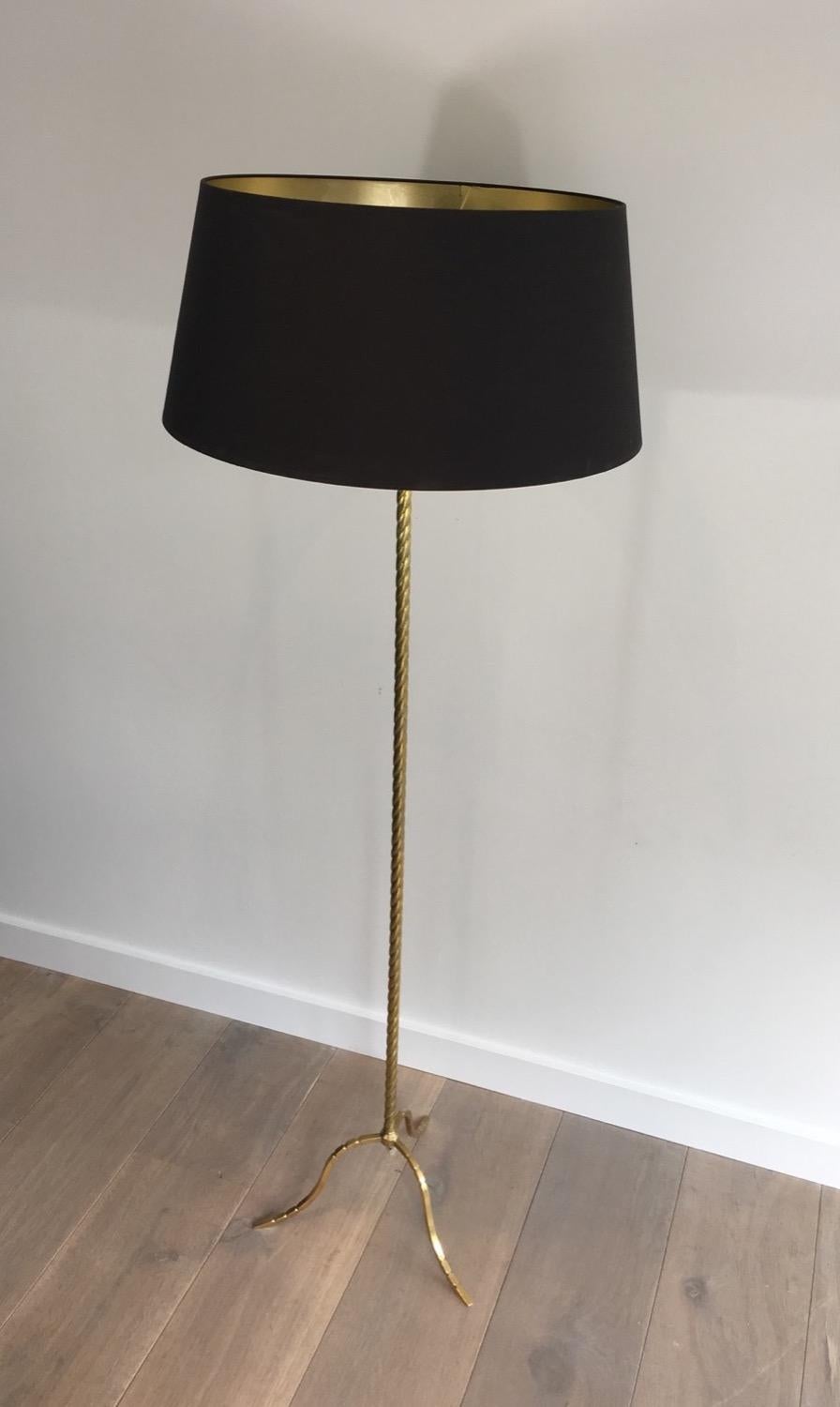 Neoclassical Twisted Brass Floor Lamp, circa 1960 3