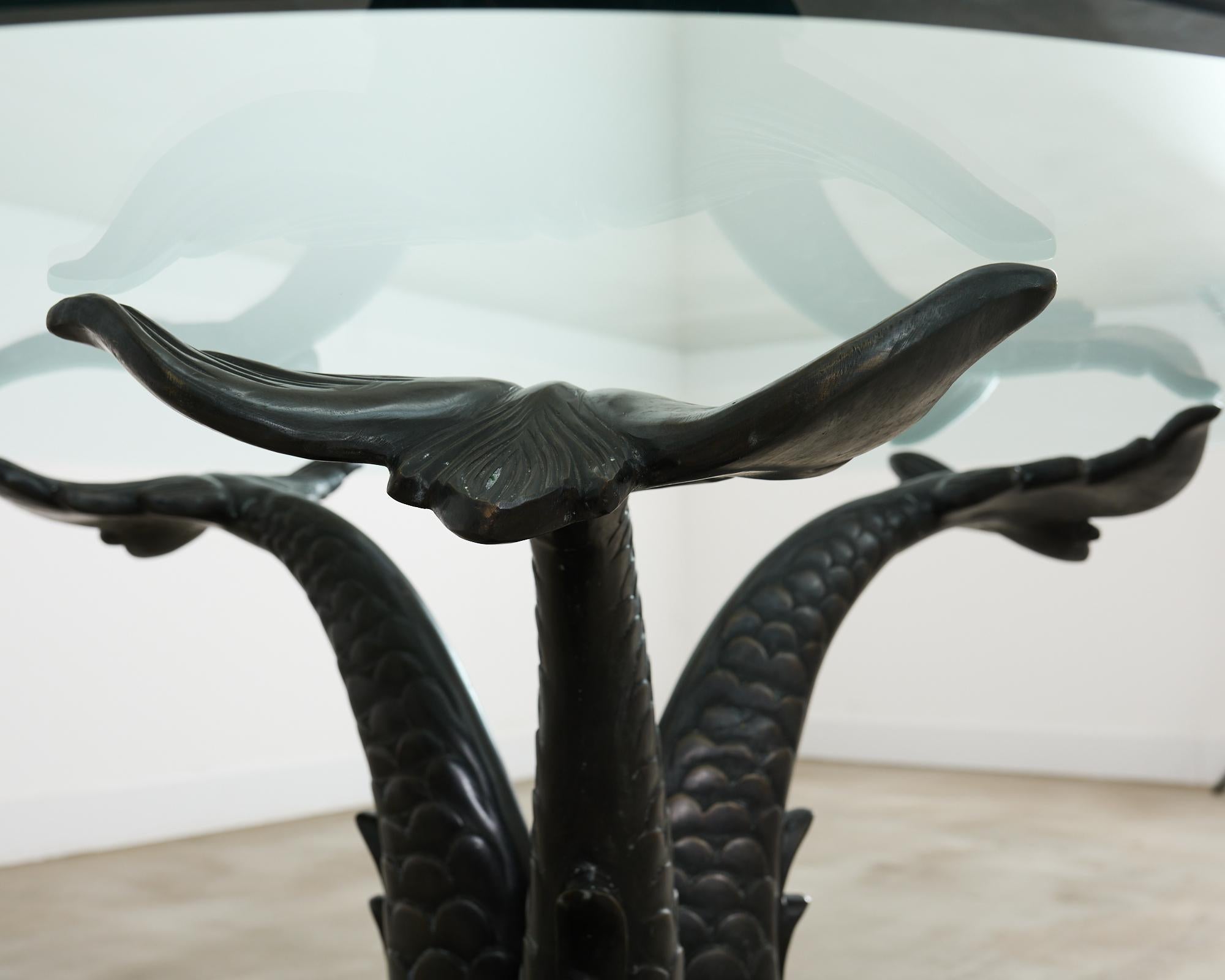 20ième siècle Table de salle à manger de style grotte vénitien néoclassique en bronze en vente