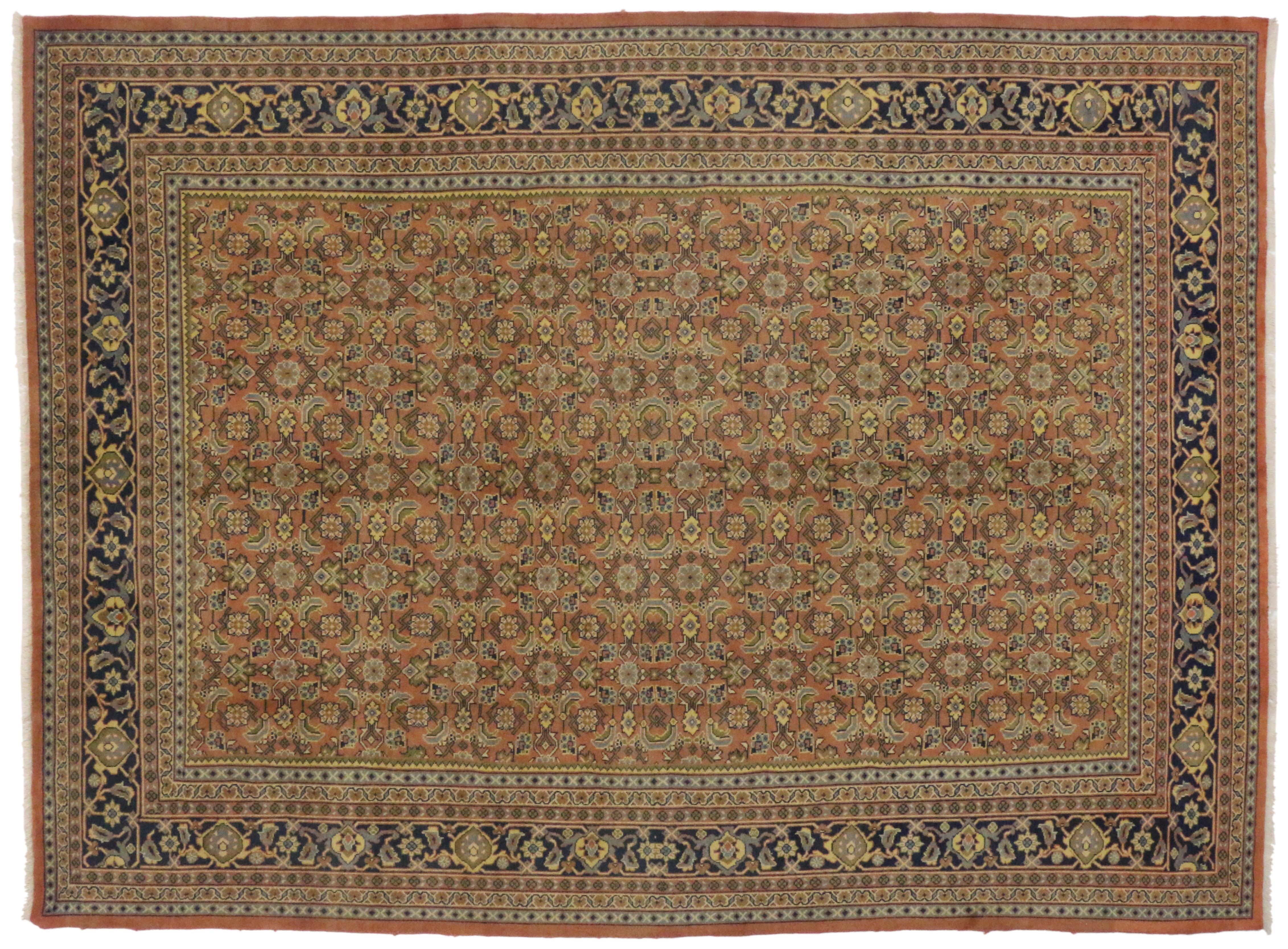 Vintage Persian Mahal Area Rug with Arts & Crafts Style In Good Condition For Sale In Dallas, TX