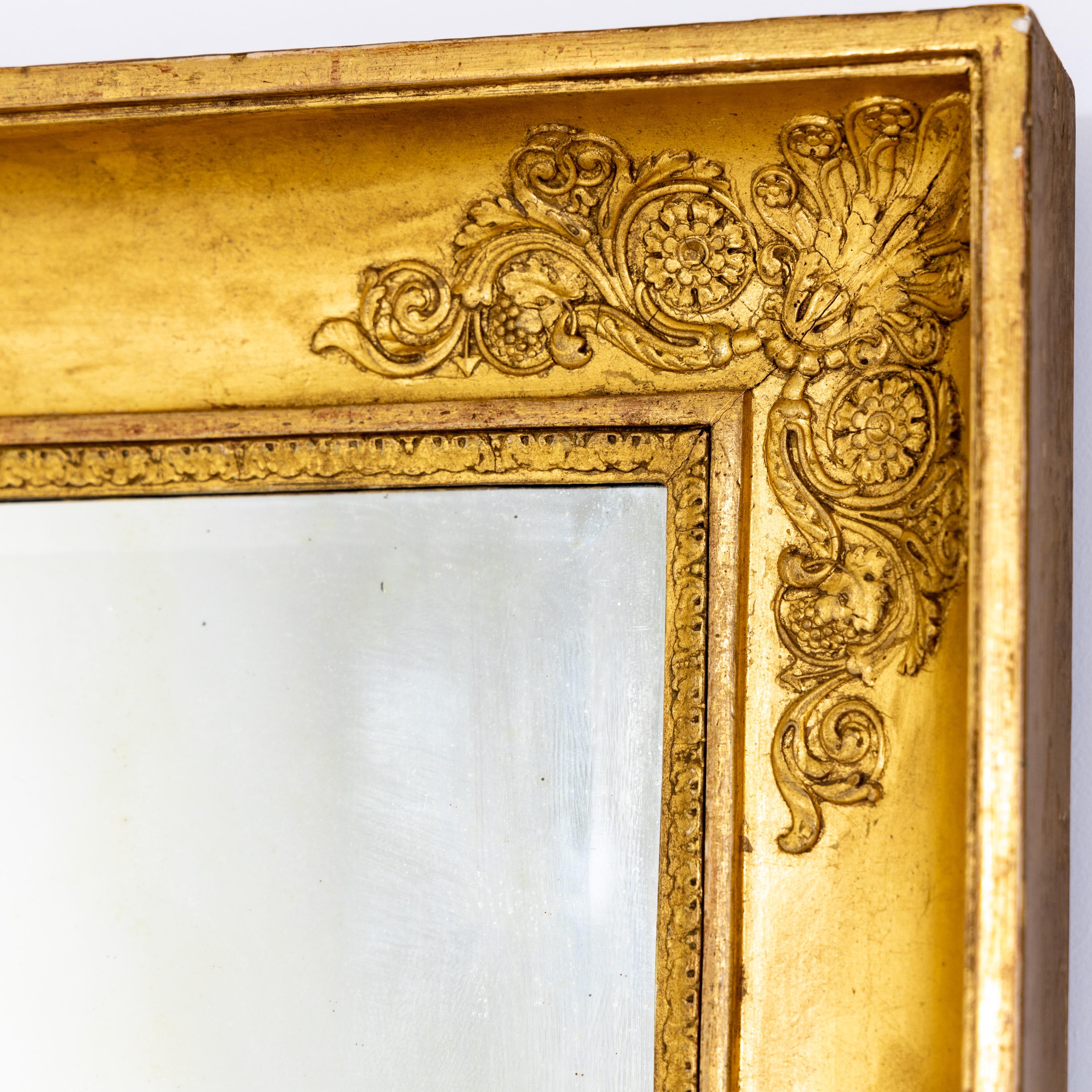 Européen Miroir mural néoclassique doré, début du 19e siècle