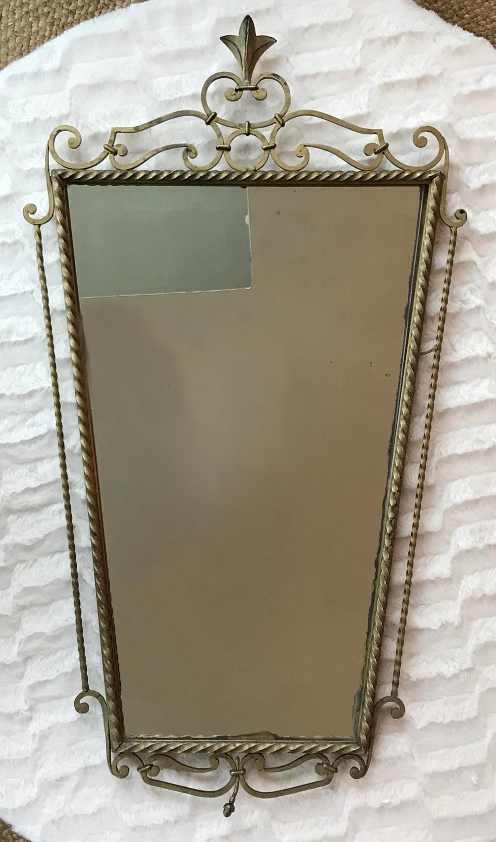 Neoclassical Wall Mirror in Gilt Wrought Iron, France, 1950 In Good Condition For Sale In Paris, FR