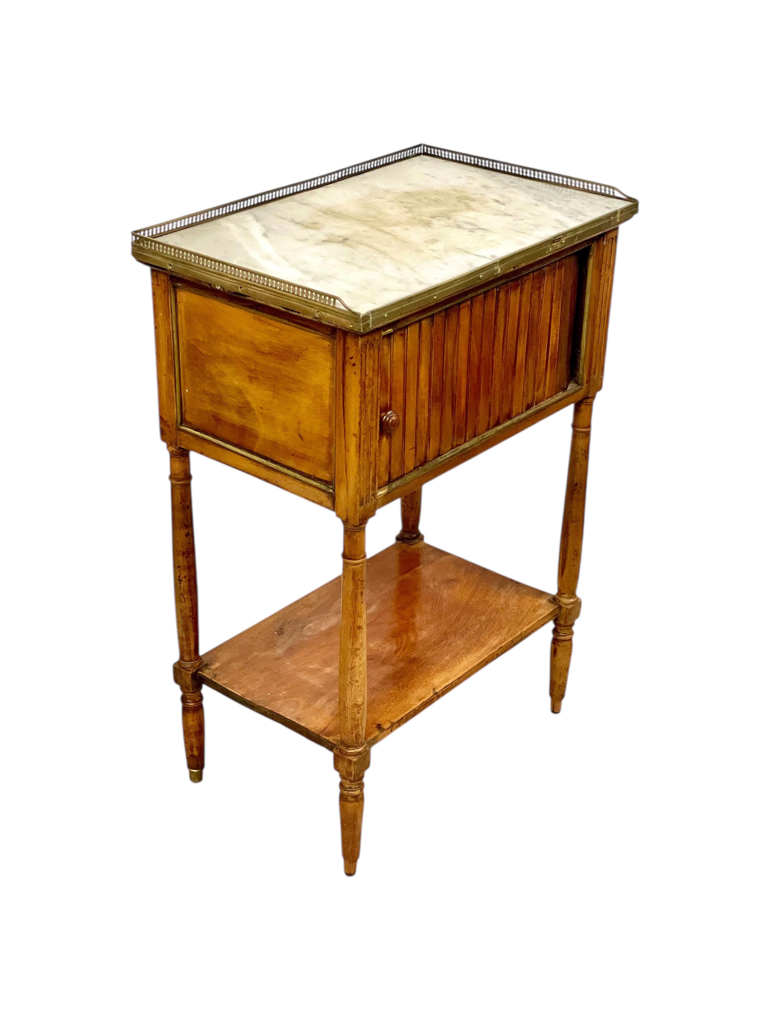 Neoclassical Walnut Nightstand or Side Table, 18th Century For Sale 10