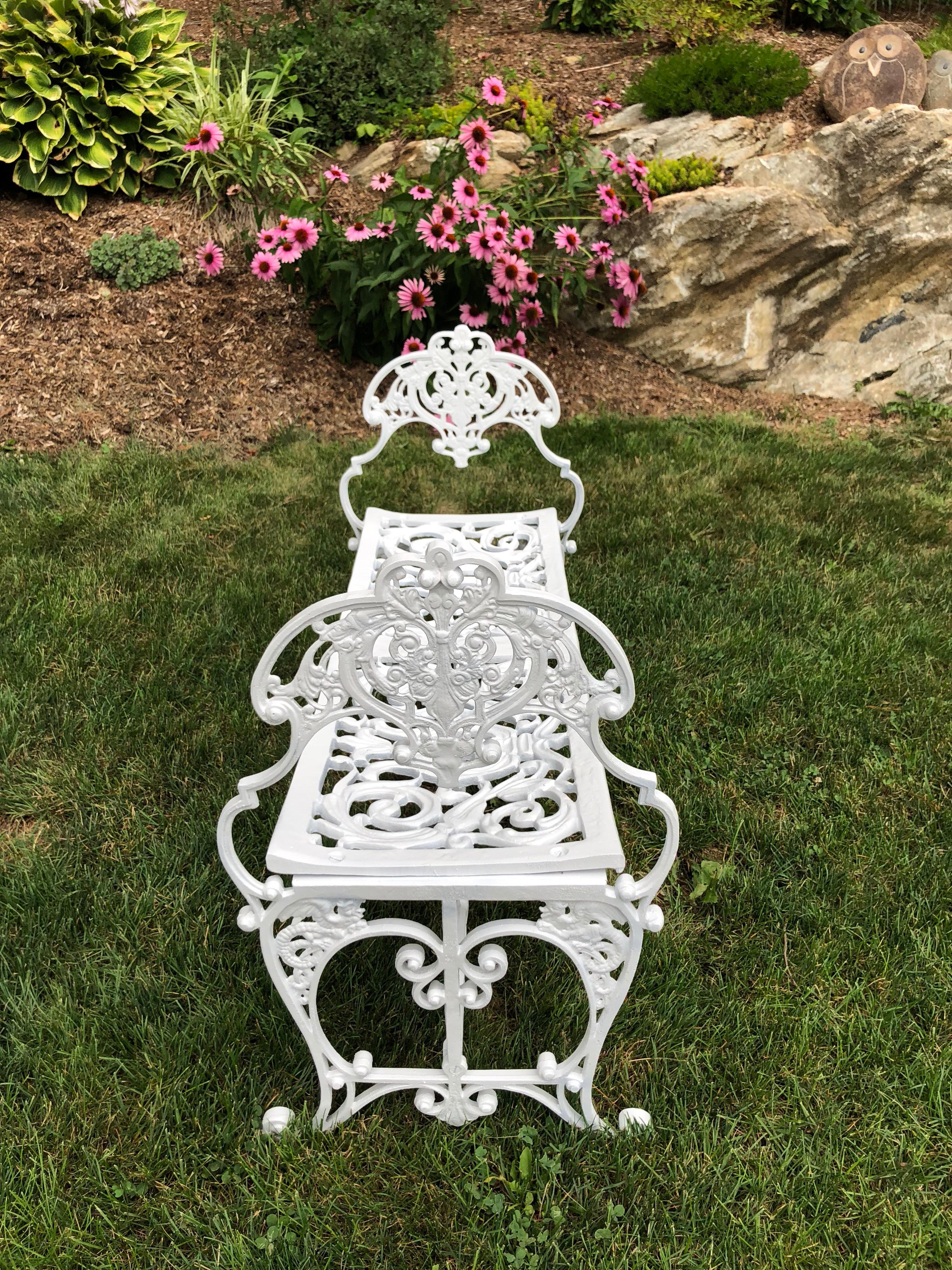 Neoclassical White Garden Bench In Good Condition In Redding, CT