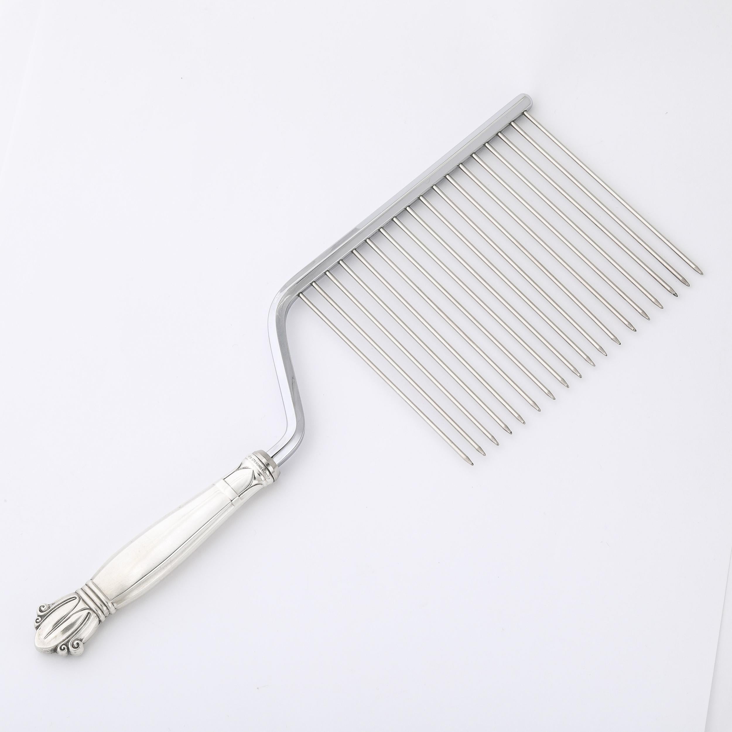 Neolcassical Sterling Silver Handled Cake Rake  For Sale 3