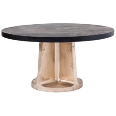 Table Neolith en bronze moulé et érable calciné