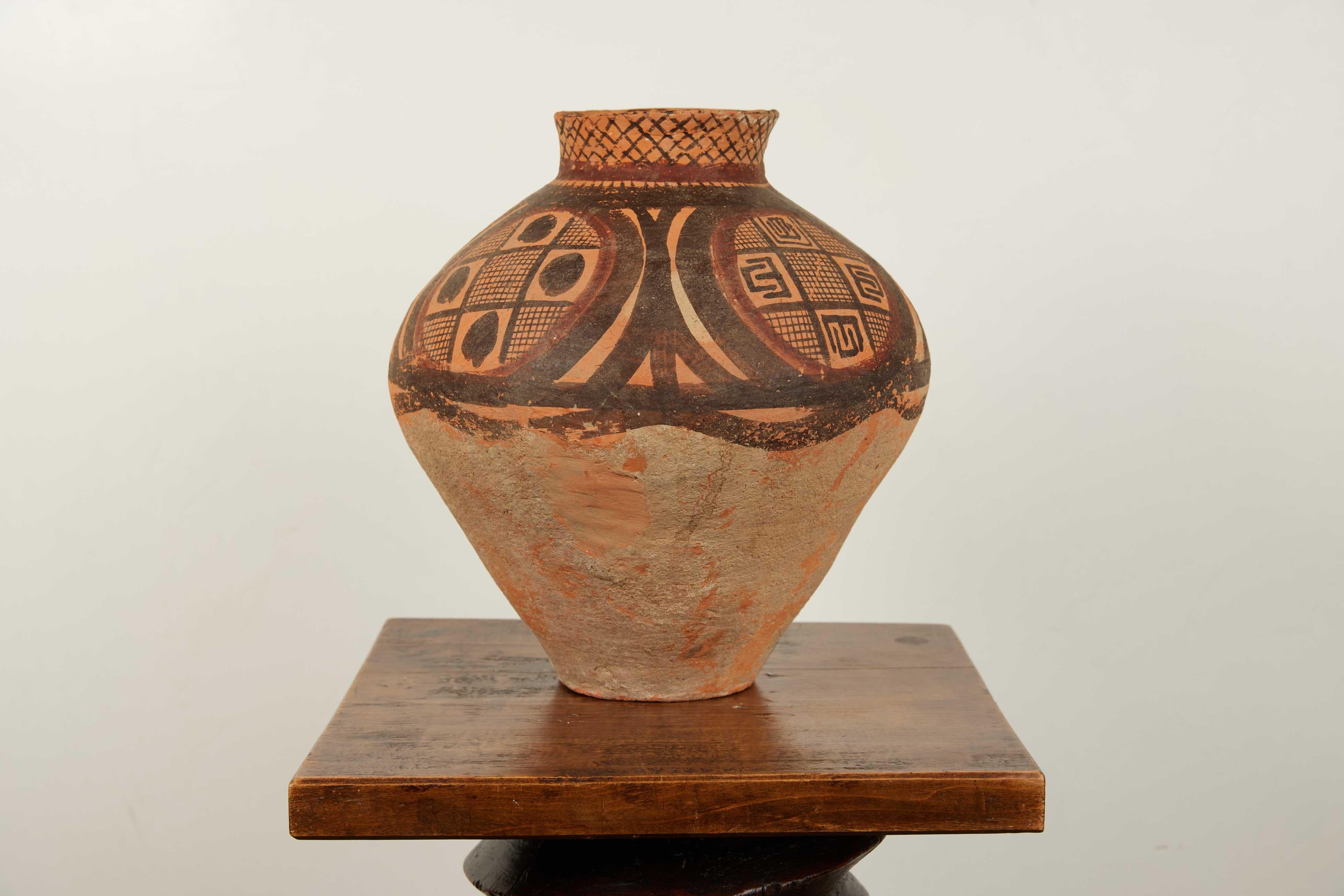 Neolithic Chinese Pottery Provenance Dr. Philip Gould (1922-2020)  For Sale 5