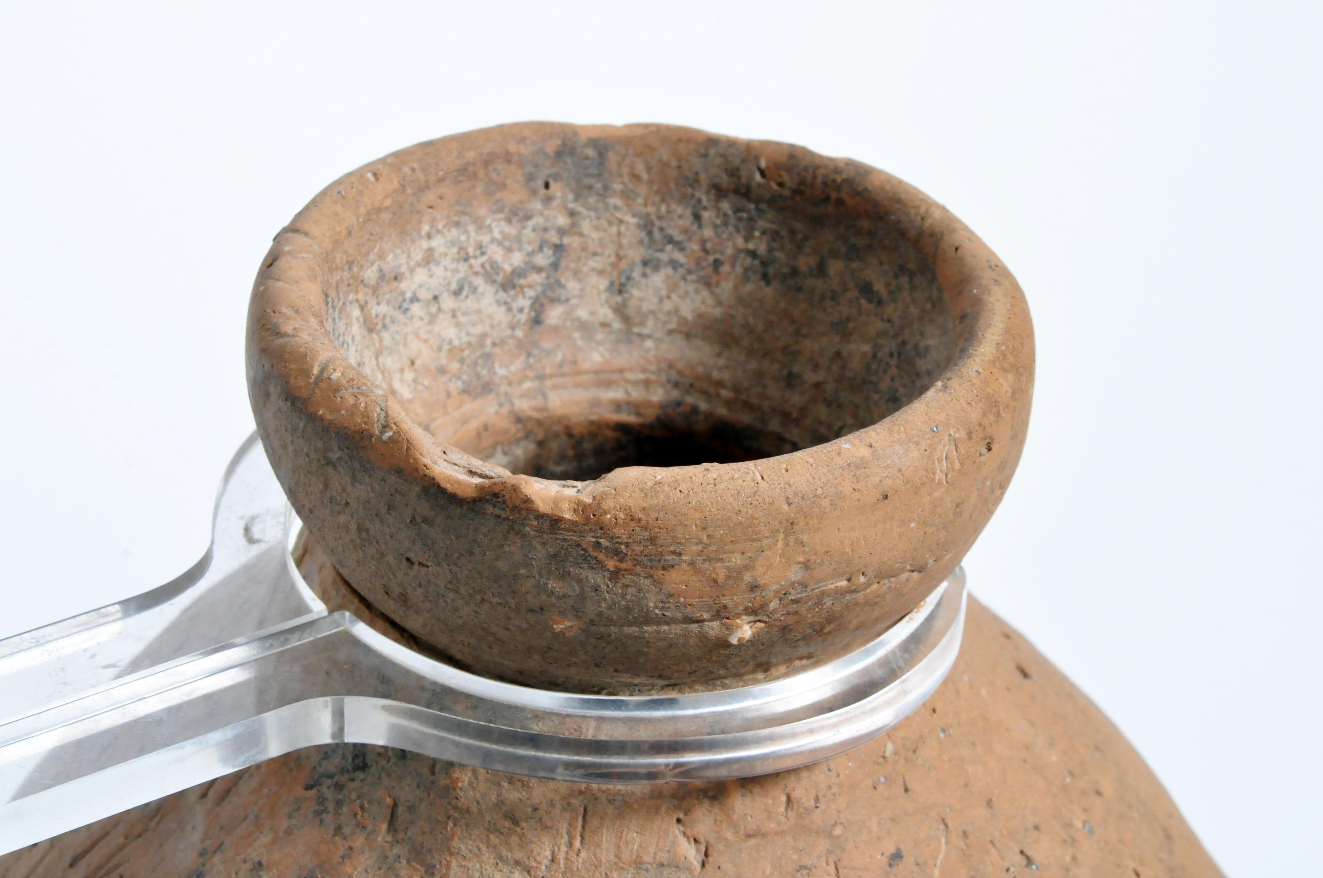 Pot néolithique sur pied en vente 5