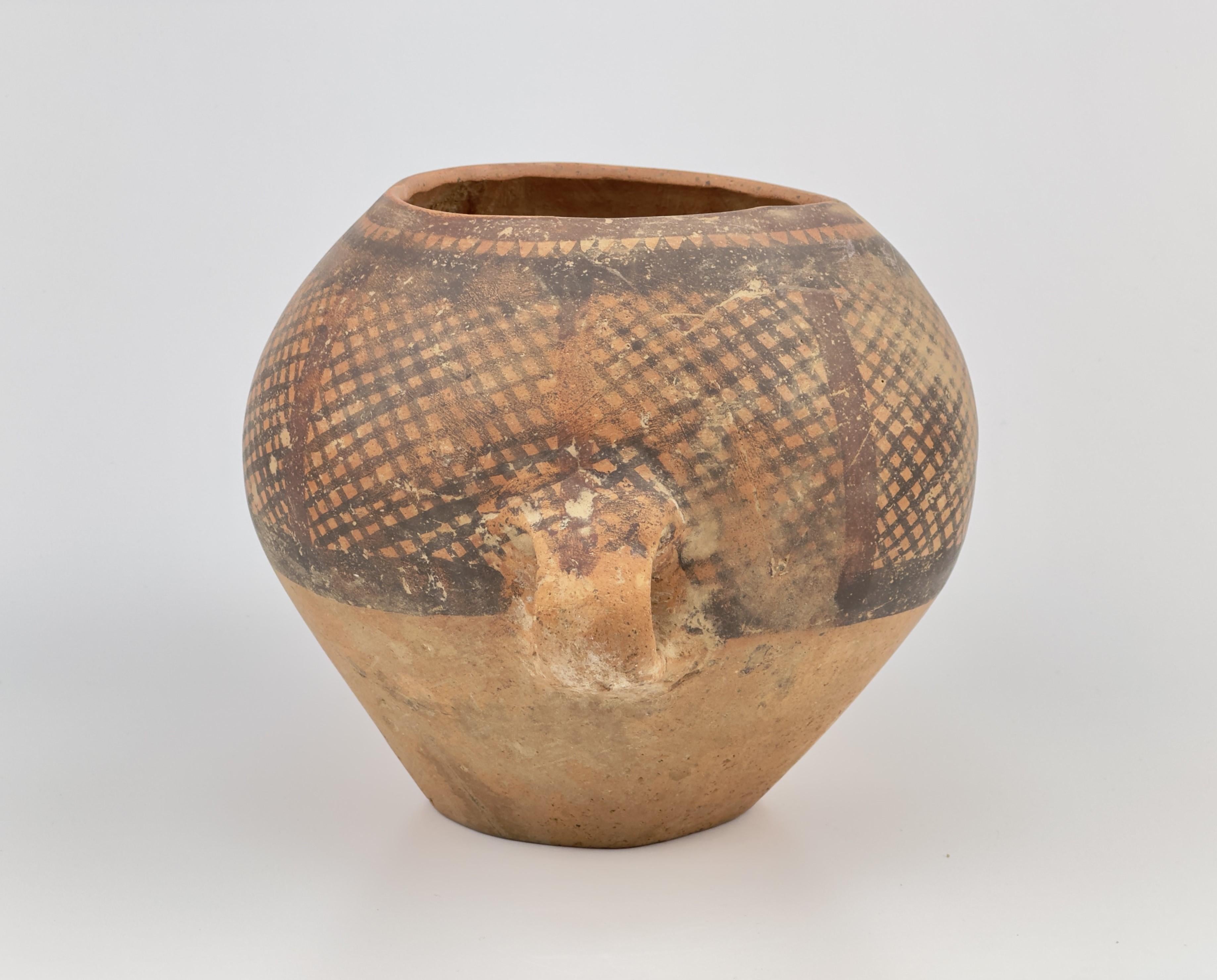 Neolithische Keramik Amphora, 3.-2. Jahrtausend v. Chr. im Zustand „Gut“ im Angebot in seoul, KR
