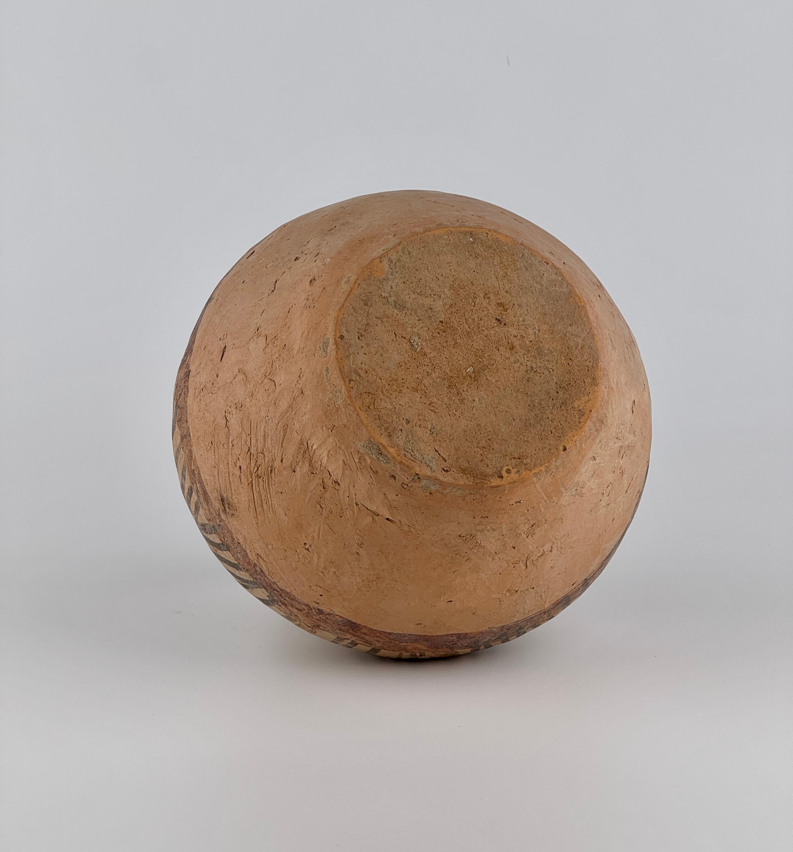 Ánfora de cerámica neolítica (provincia de Gansu), III-II milenio a.C. Glaseado en venta