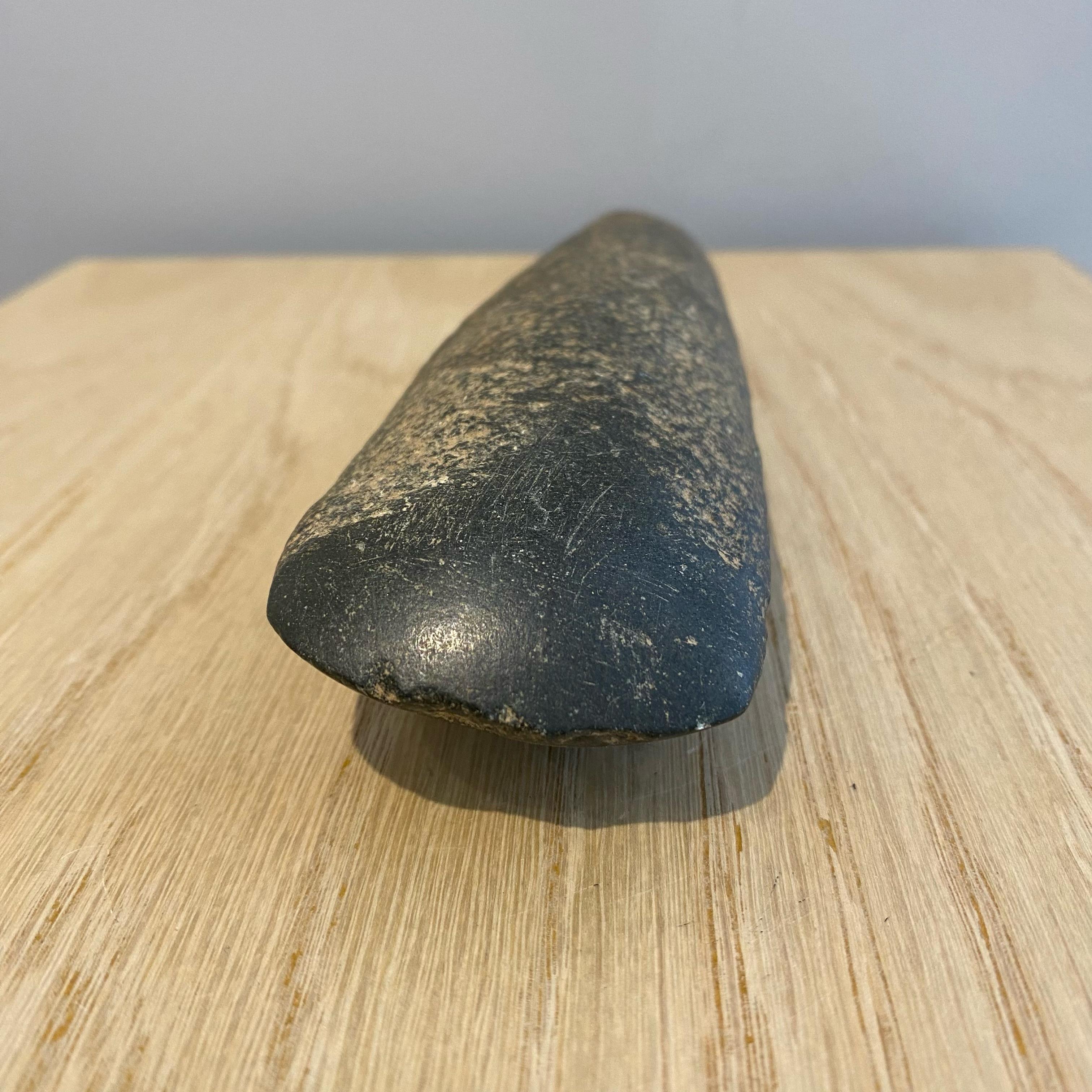Neolithic Stone Age Tool - Small In Excellent Condition For Sale In Cambridge, GB
