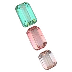 Gemme sciolte di tormalina naturale verde neon bluastro, rosa e pesca chiaro 3,15 carati