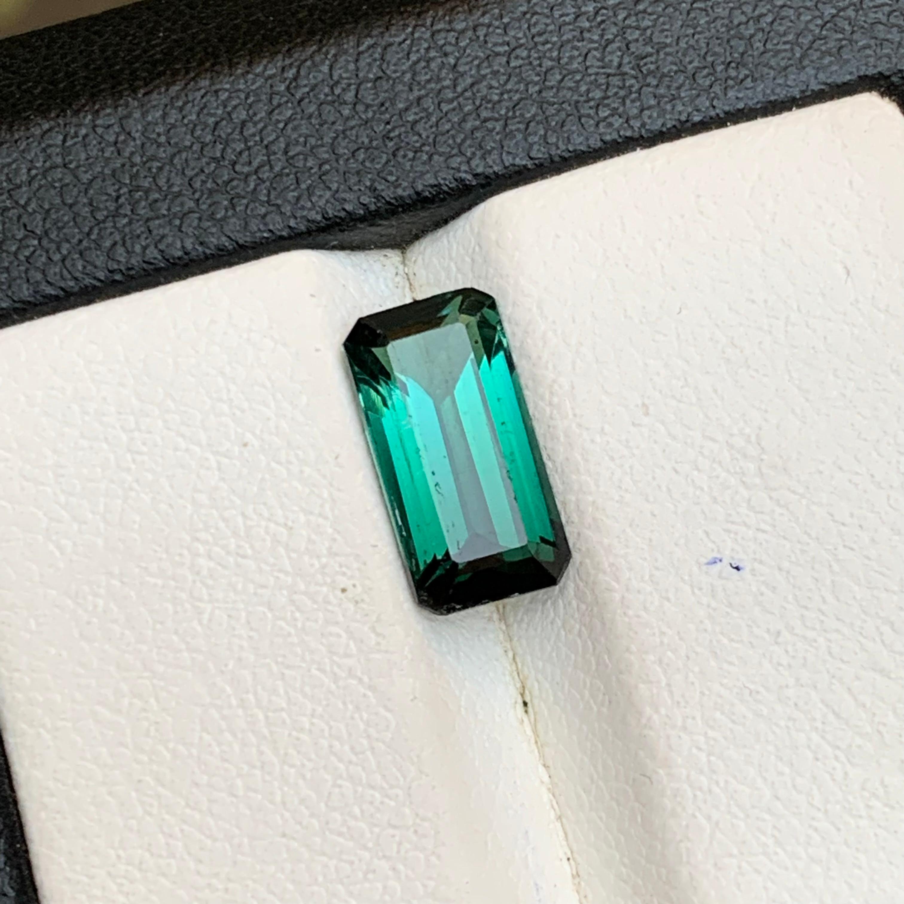 Taille émeraude Greene & Greene Greene Tourmaline 2 tons 2.50 Ct Emerald Cut Natural Loose Gemstone en vente