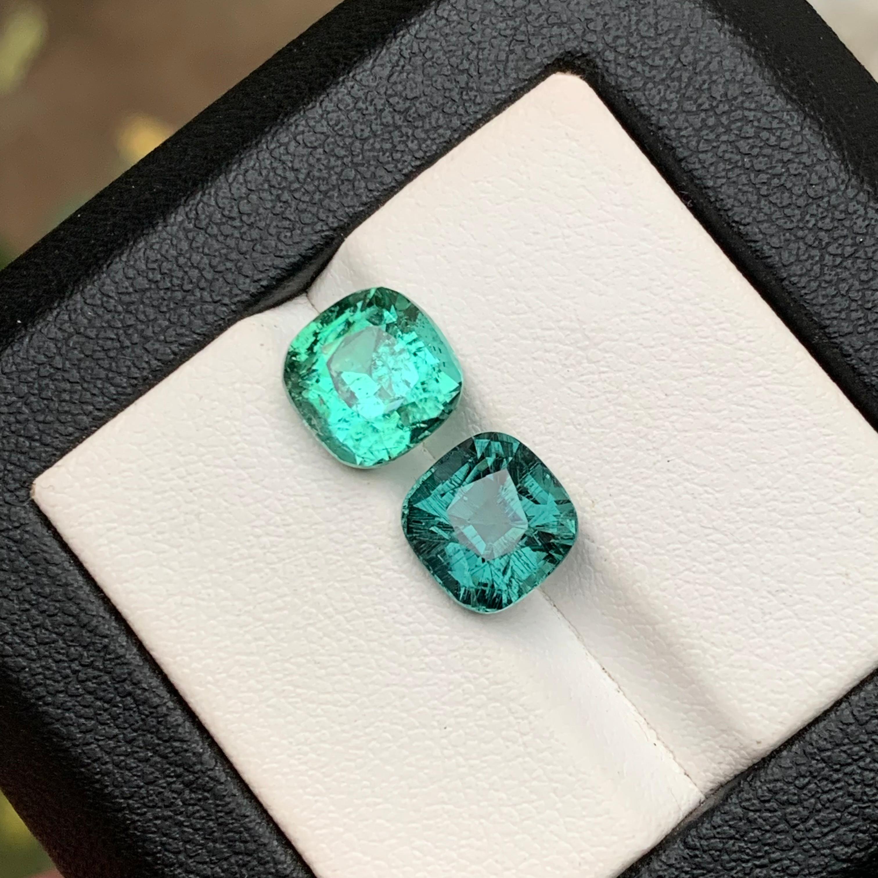 Anello di tormalina naturale verde neon e blu grigio neon, gemme sciolte 6,60 carati in vendita 4