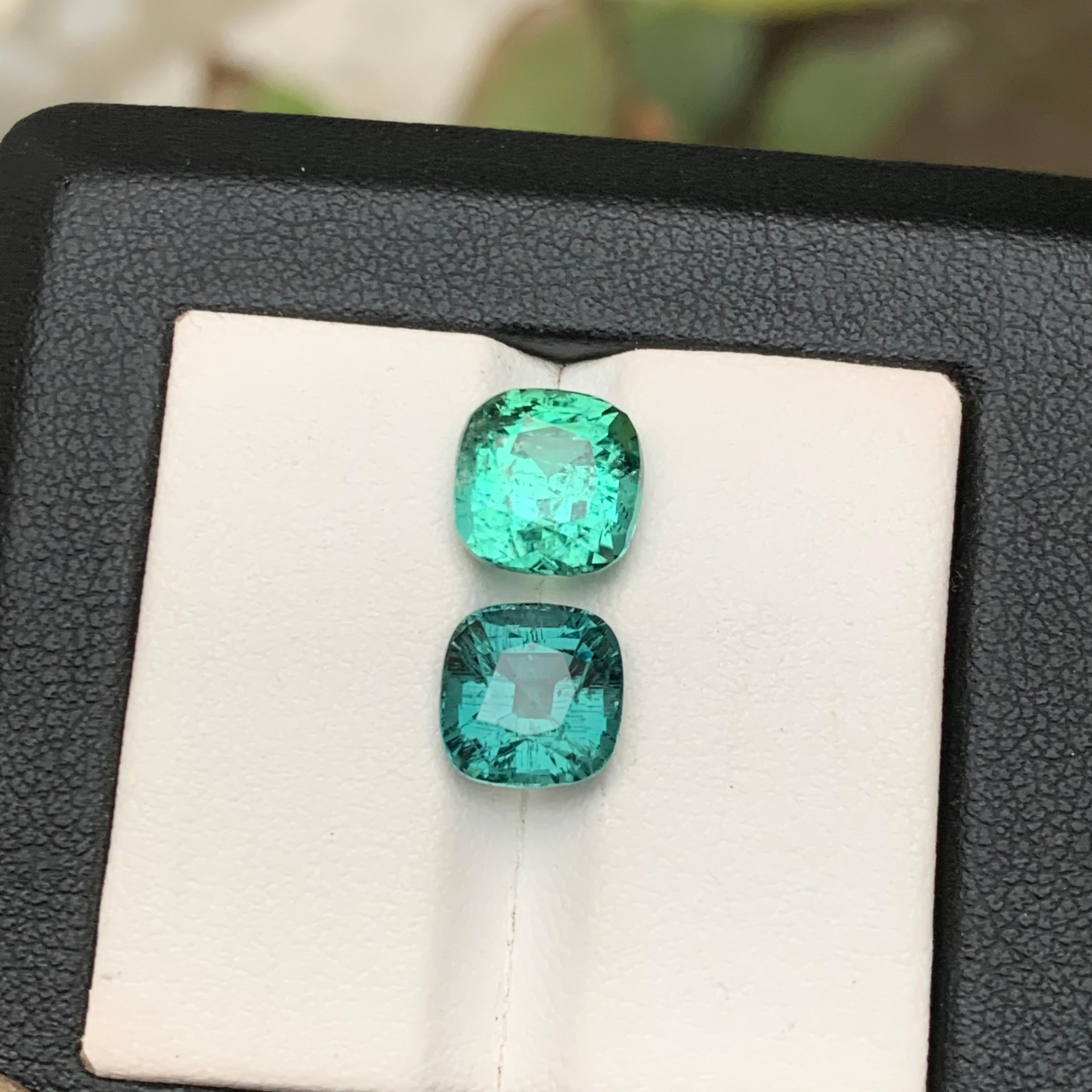 Anello di tormalina naturale verde neon e blu grigio neon, gemme sciolte 6,60 carati In condizioni Nuovo in vendita a Peshawar, PK