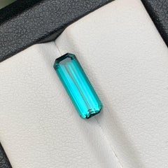 Anello di tormalina naturale blu verdastro neon, gemma sciolta da 2,05 carati con taglio smeraldo