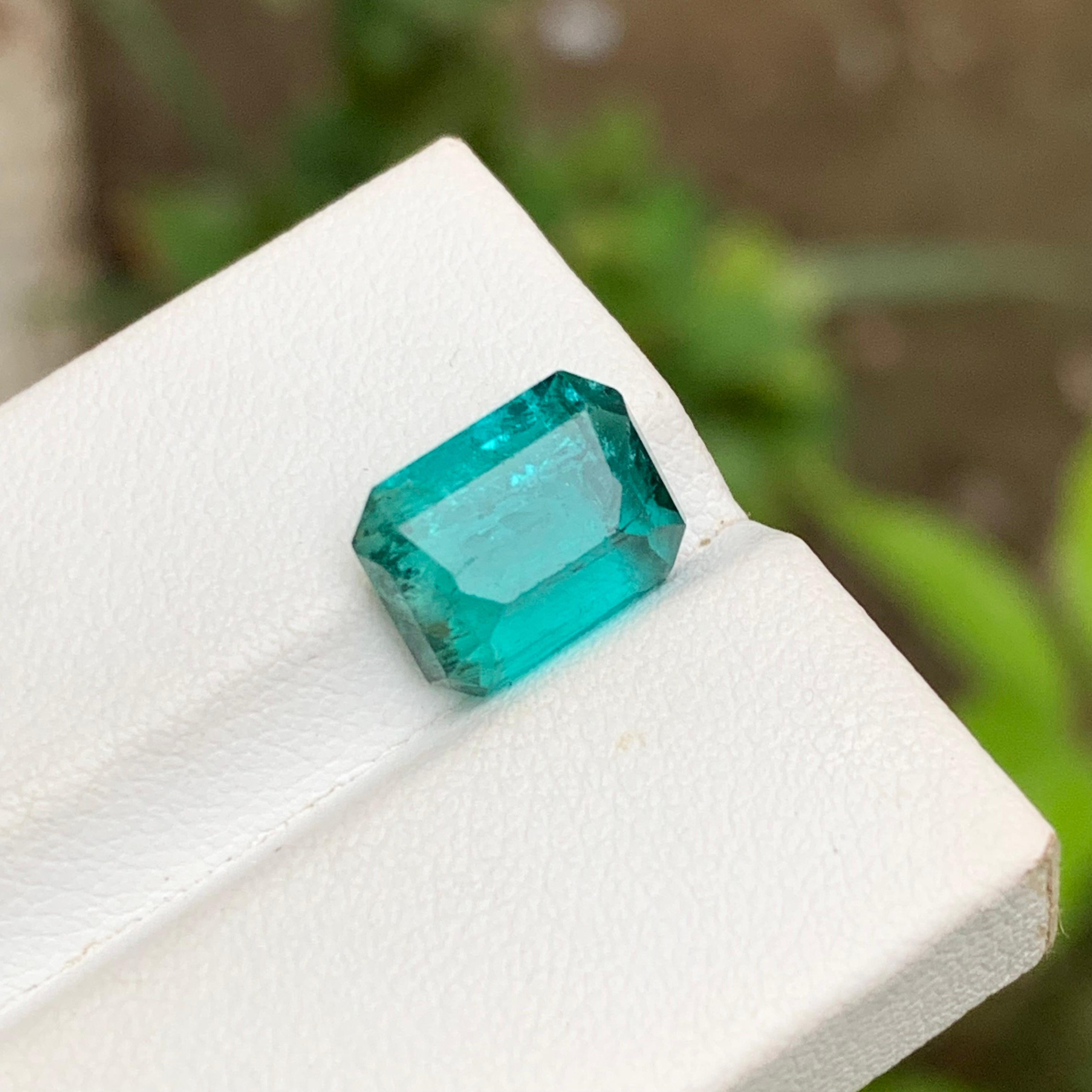 Neon Greenish Hue Blue Natural Tourmaline Gemstone 4 Ct Emerald Cut  Ring Jewel For Sale 1